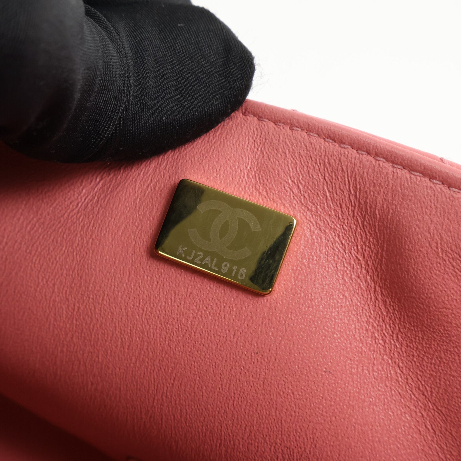 CHANEL 羊皮皮革Mini Classic 17鏈帶肩背袋