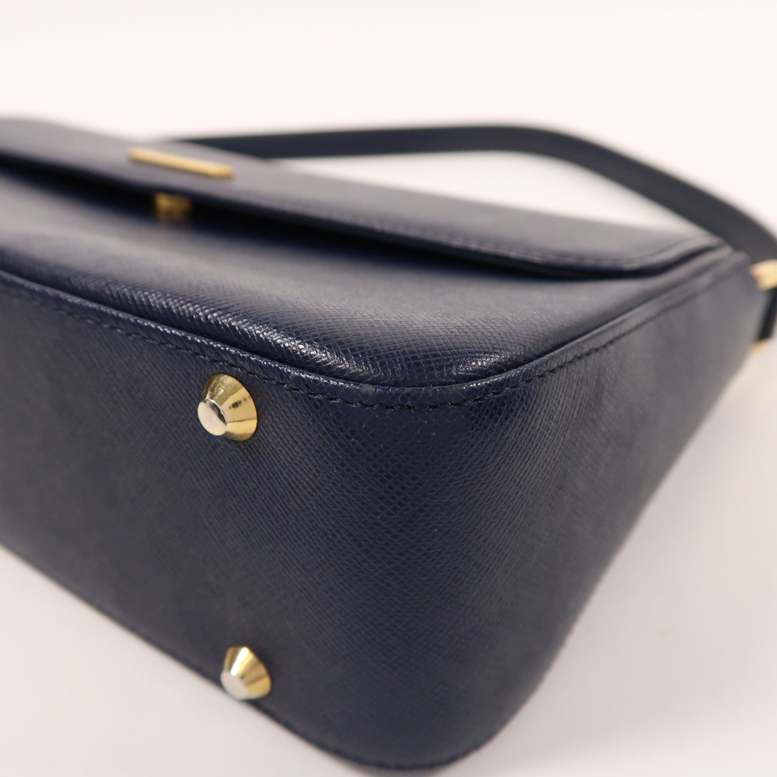 BURBERRY 牛皮皮革Shoulder Bag金扣肩背袋