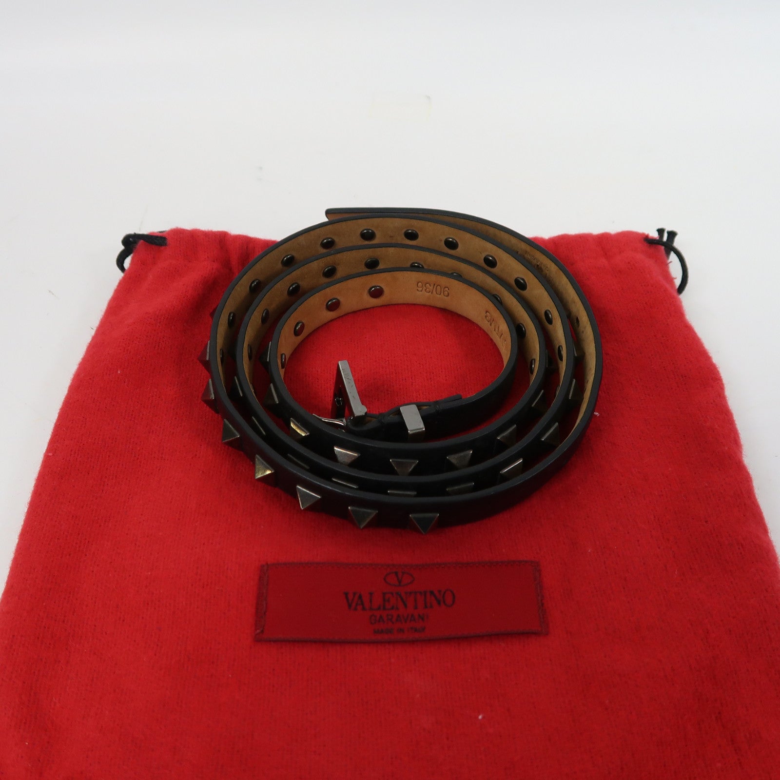 Valentino 牛皮皮革Belt銀扣皮帶黑色