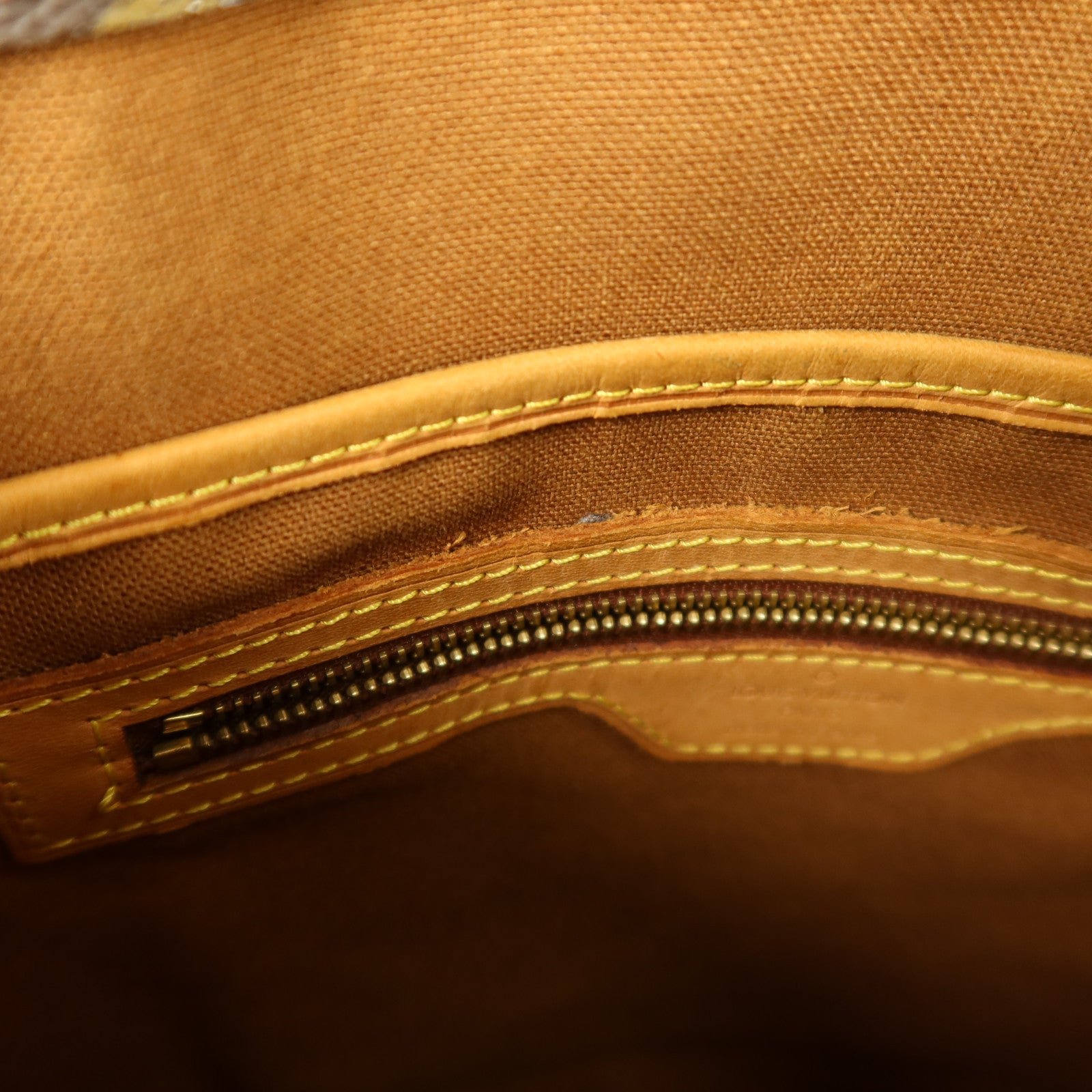 LOUIS VUITTON Monogram Vavin GM金扣肩背袋