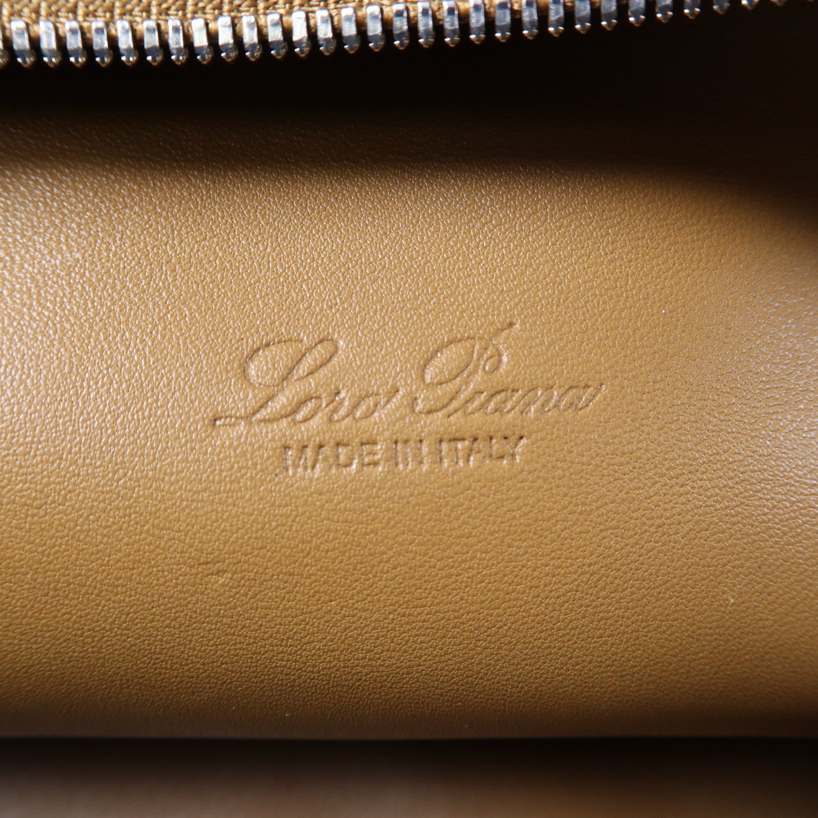 Loro Piana 牛皮皮革Extra Bag L27銀扣手挽肩背兩用袋啡色