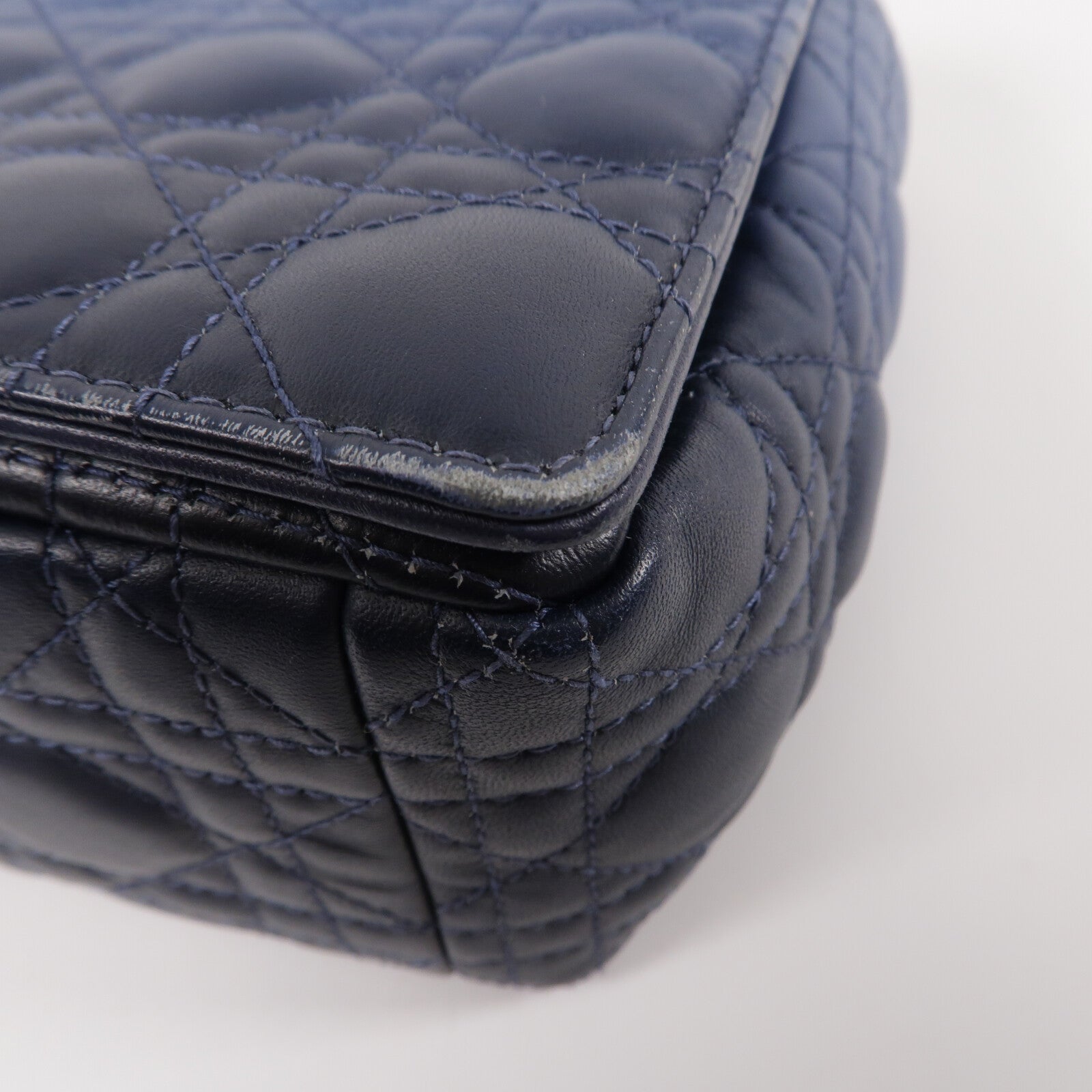 Dior 牛皮皮革Care Bag Large鏈帶肩背袋