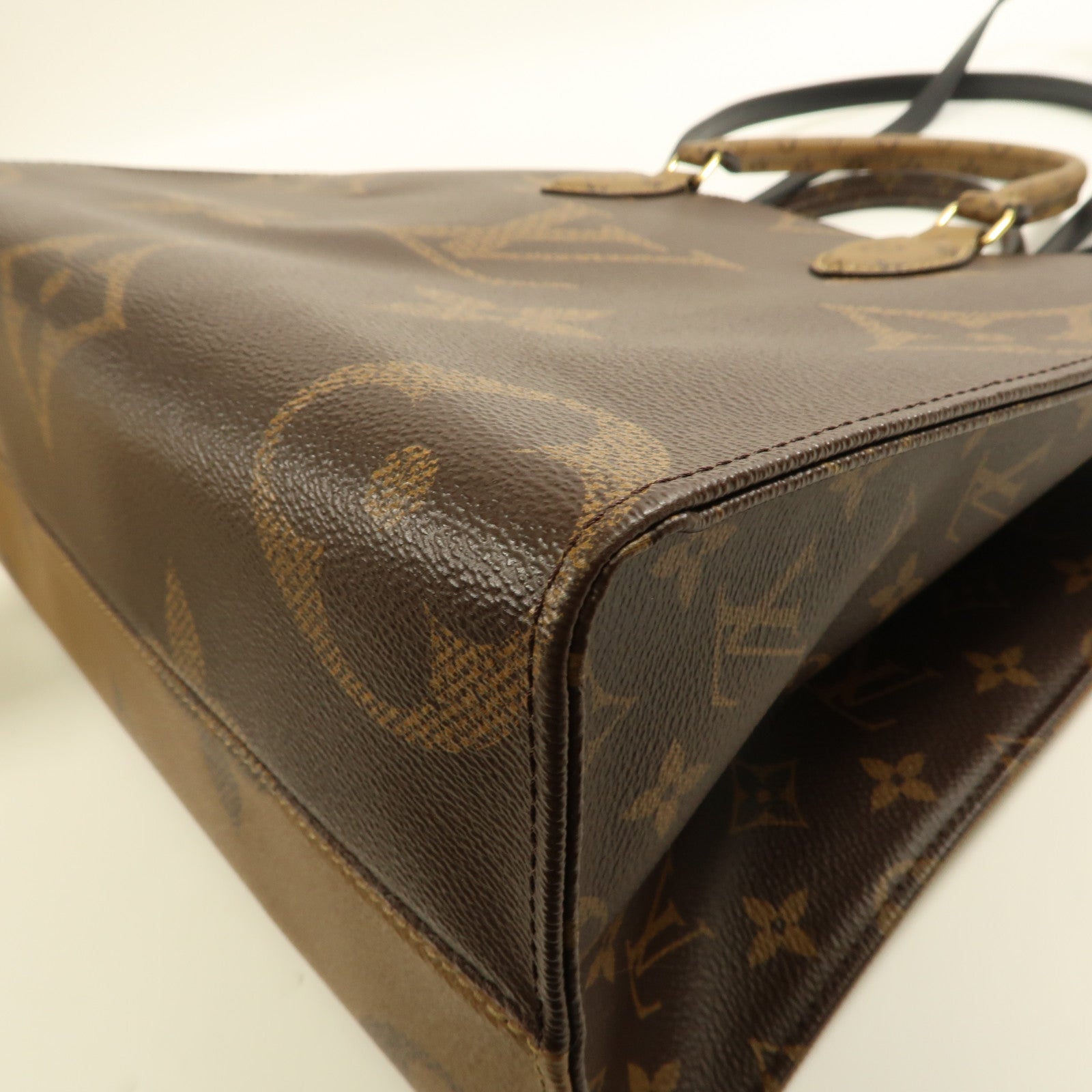 LOUIS VUITTON Monogram Giant On The Go MM金扣手挽肩背兩用袋啡色