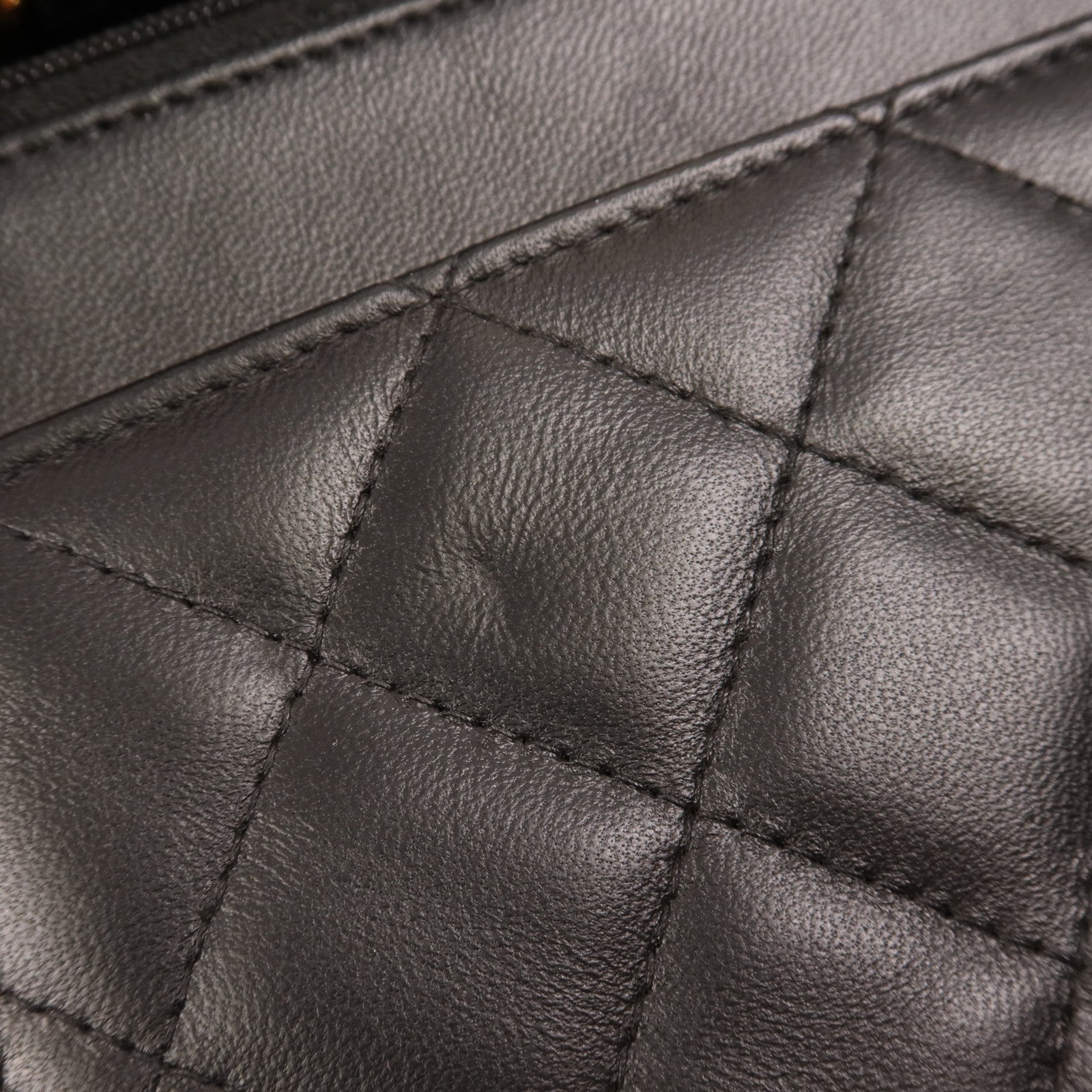 CHANEL 羊皮皮革WOC Wallet On Chain金扣鏈帶肩背袋