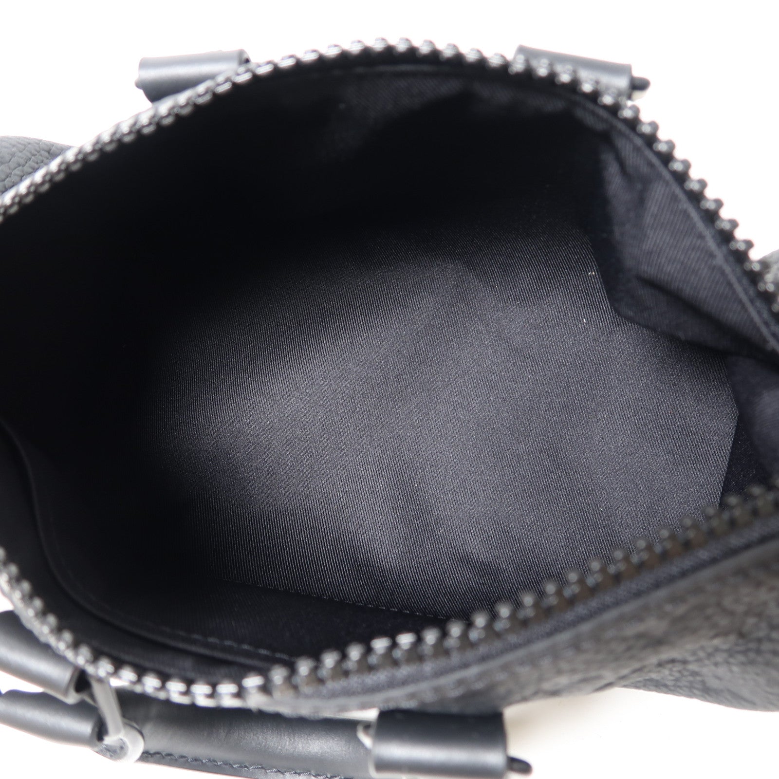 LOUIS VUITTON Monogram Taurillon Leather Keepall Bandoulière 25手挽肩背兩用袋黑色