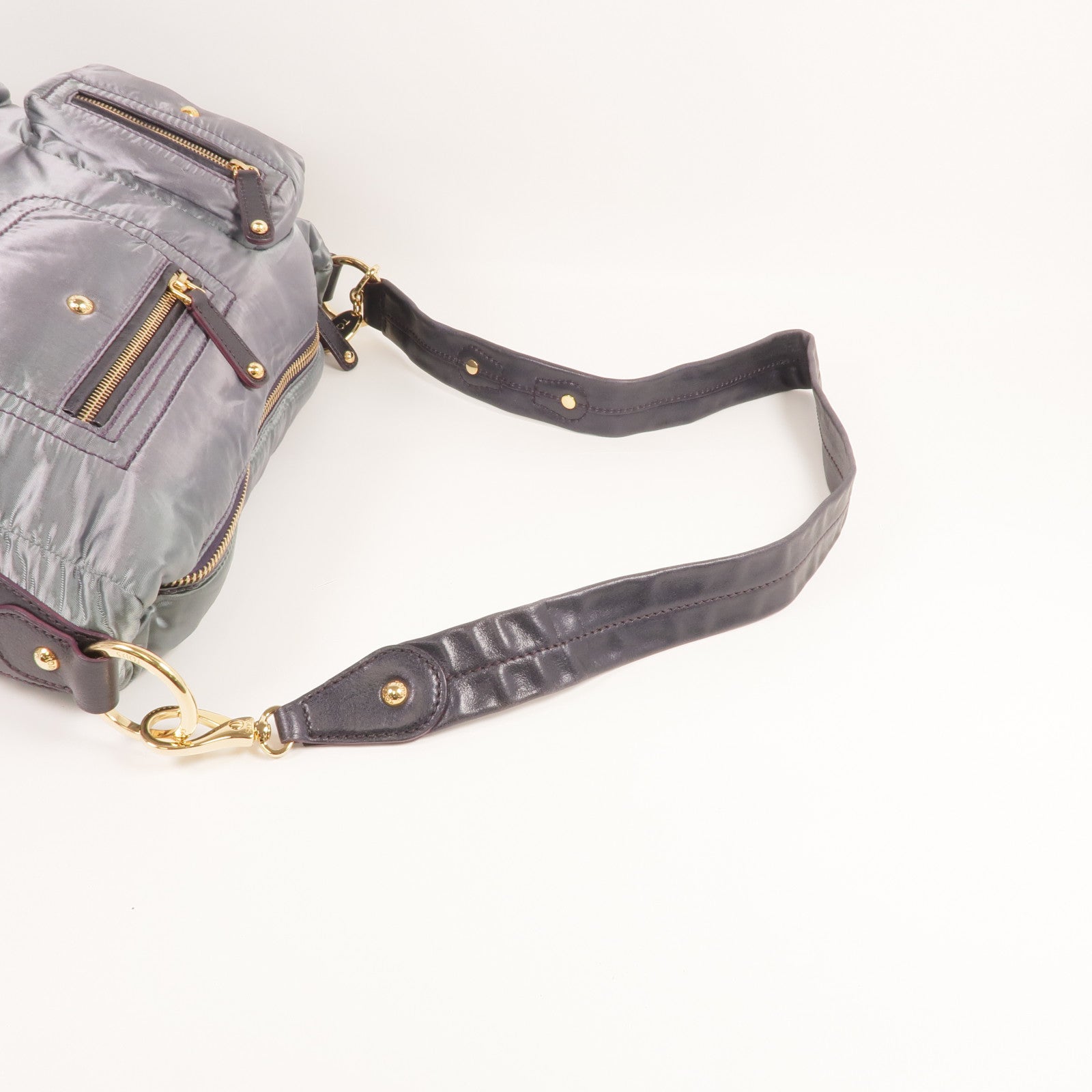TOD'S 尼龍Shoulder Bag金扣肩背袋