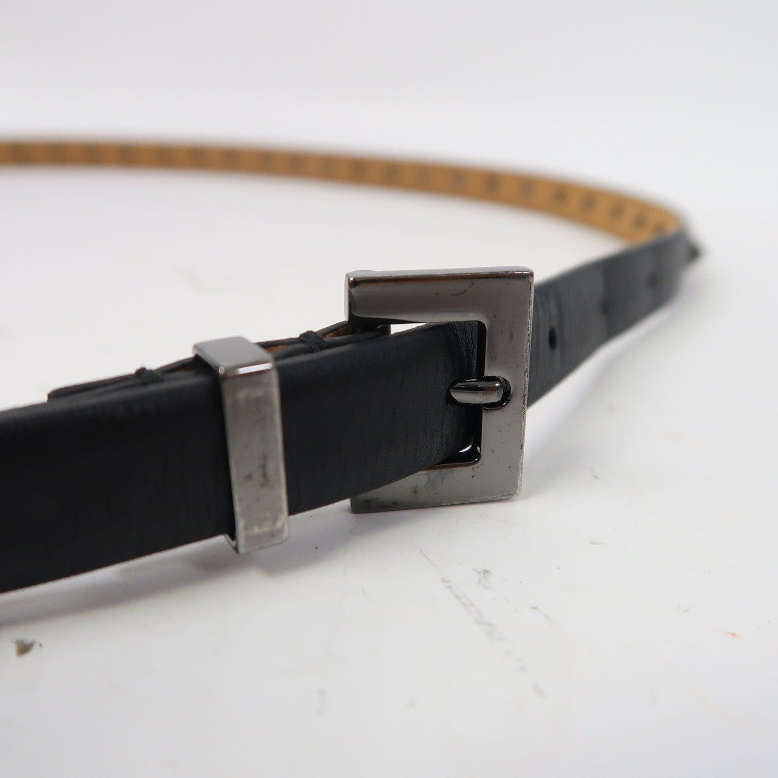 Valentino 牛皮皮革Belt銀扣皮帶黑色