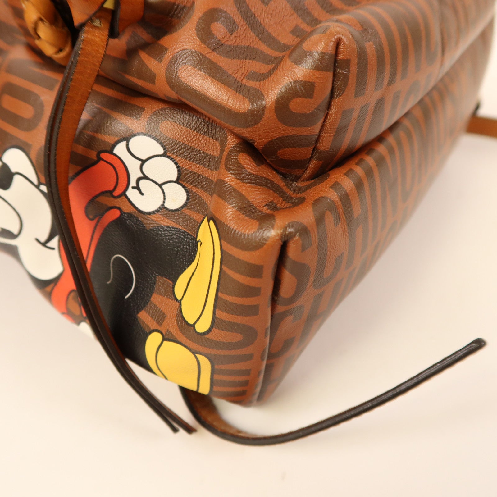 MOSCHINO 【激減優惠】牛皮皮革Betty Collection金扣背包啡色