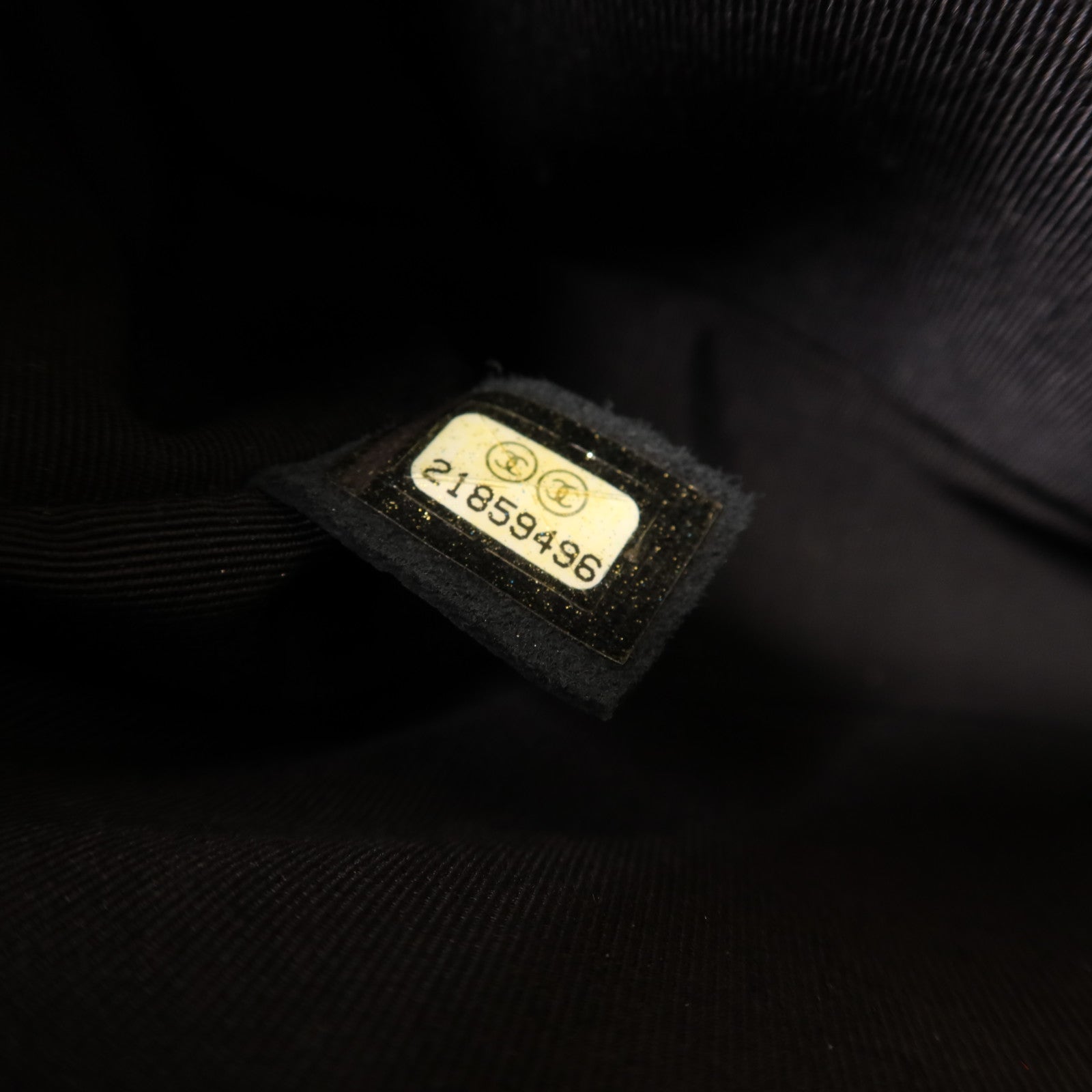 CHANEL 牛皮皮革Boy 25金扣鏈帶肩背袋