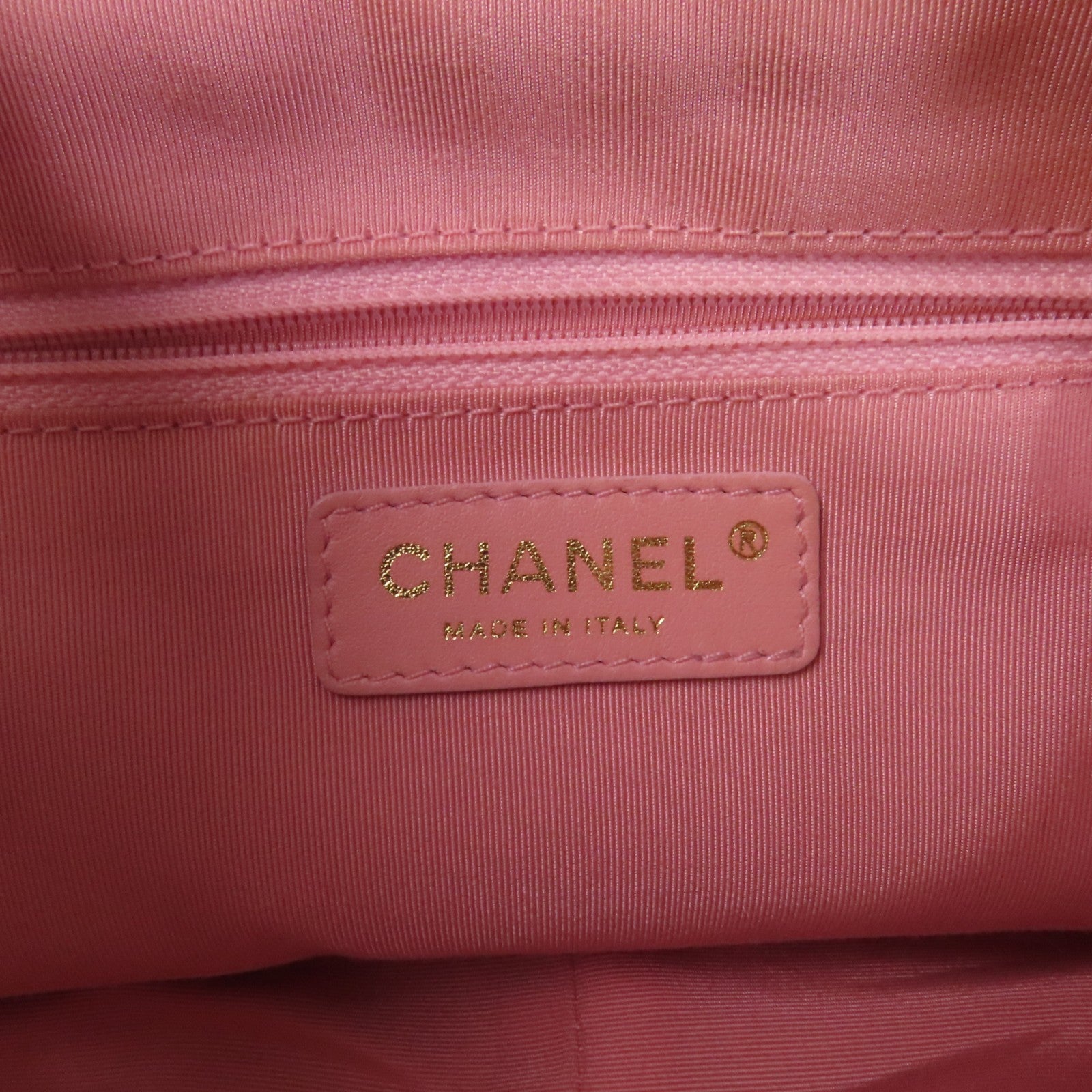 CHANEL 牛皮皮革Petite Timeless Tote Bag金扣鏈帶肩背袋