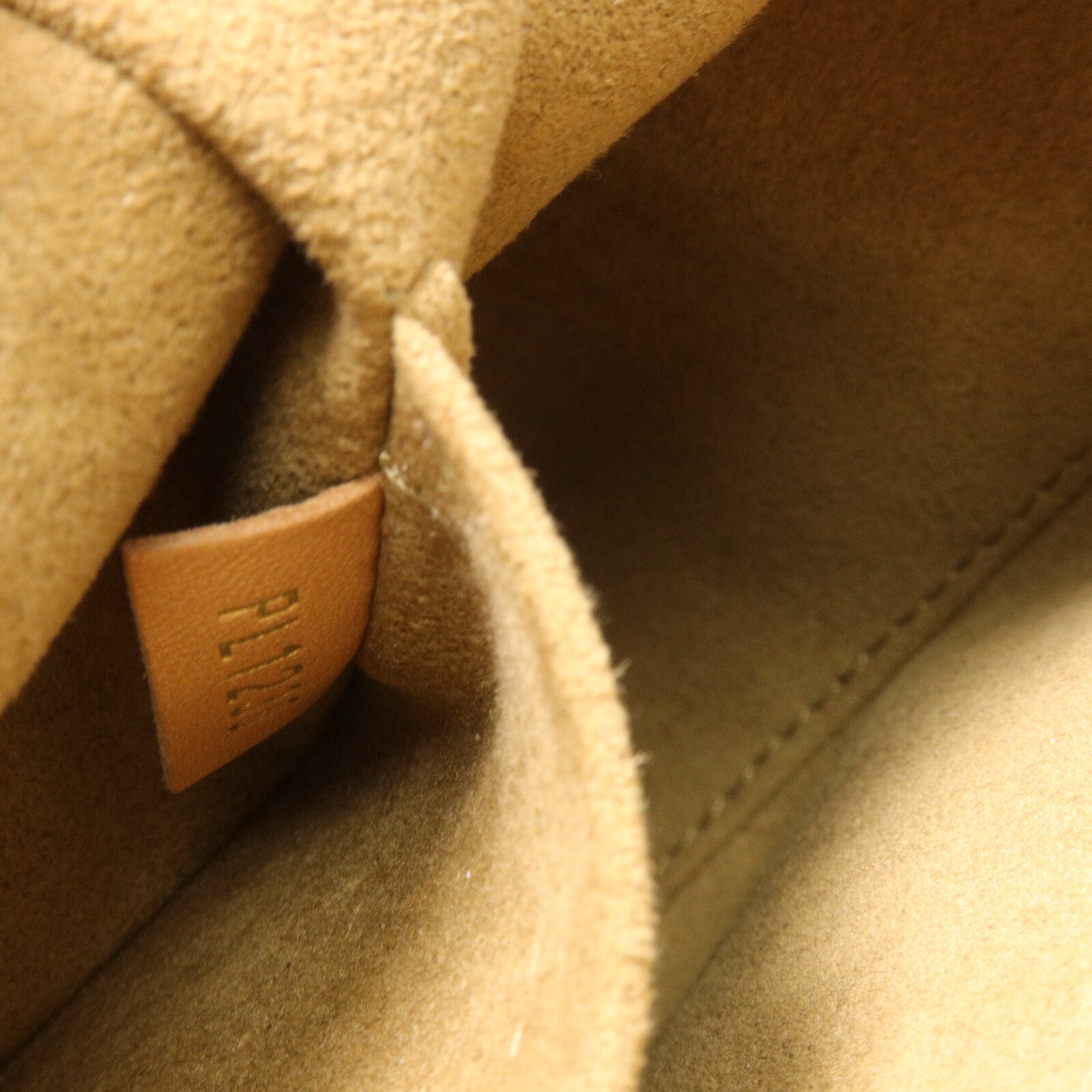 LOUIS VUITTON Monogram Boite Chapeau Souple肩背袋