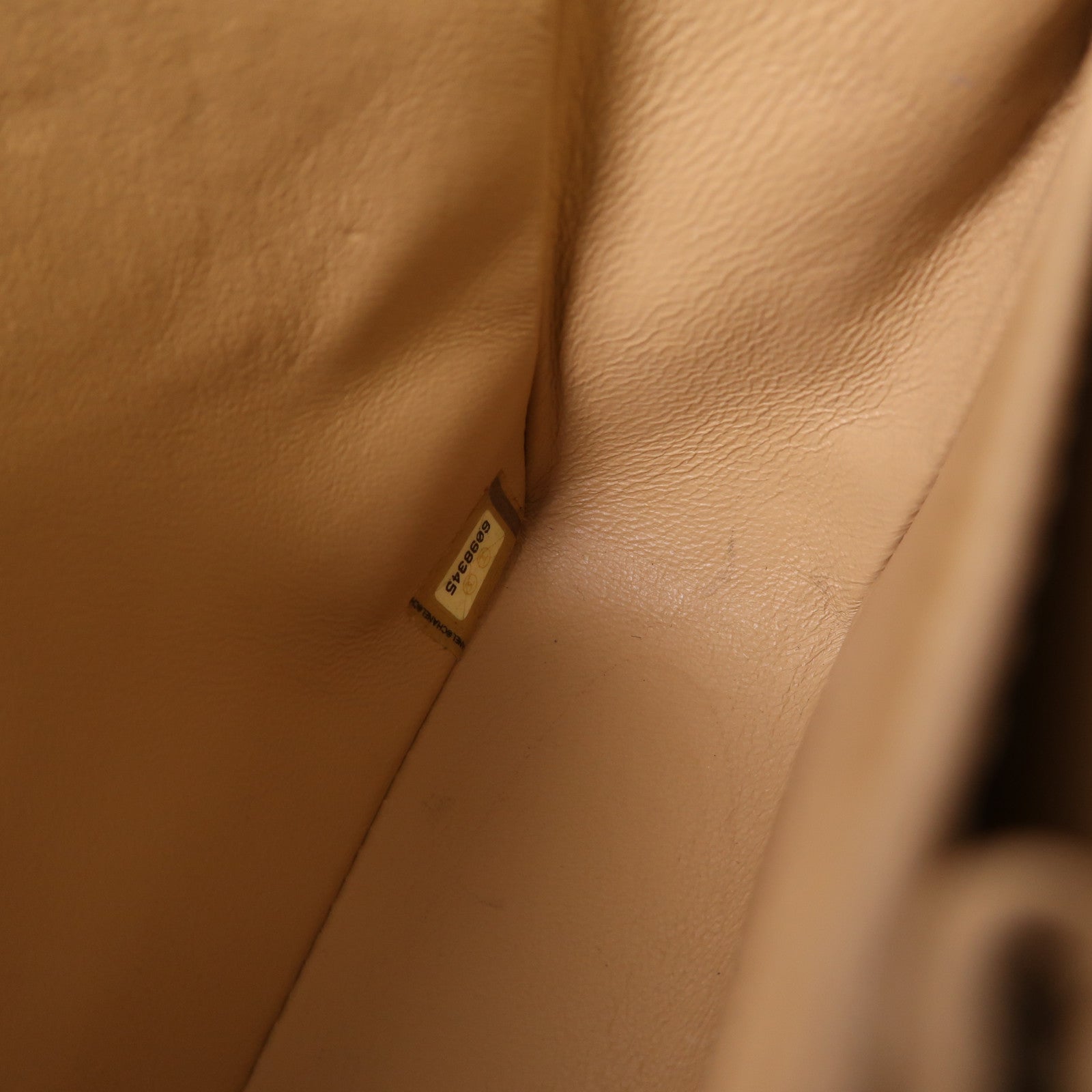 CHANEL 羊皮皮革Vintage Classic 23銀扣鏈帶肩背袋