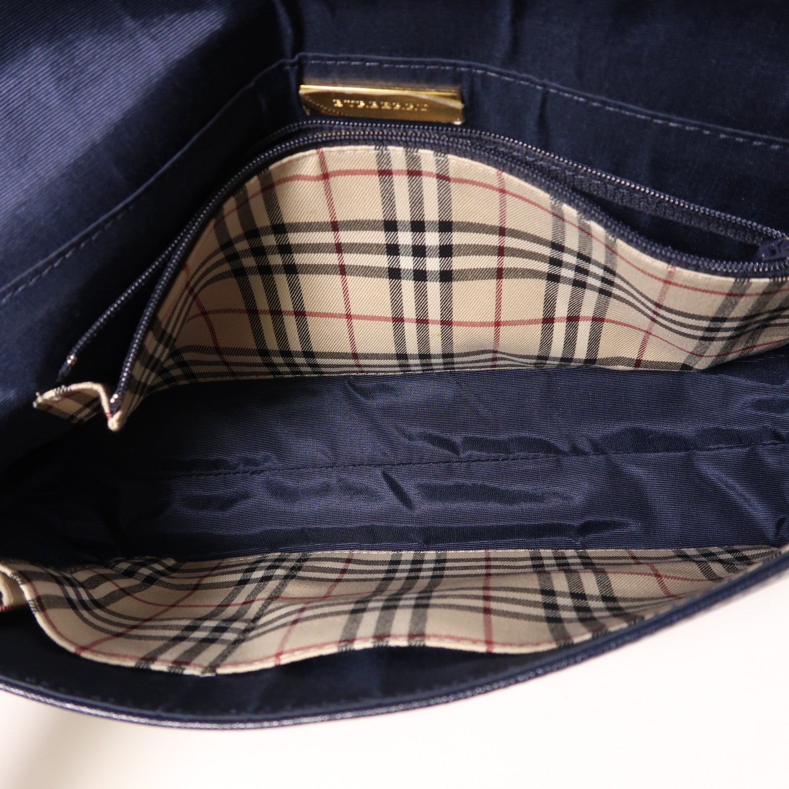 BURBERRY 牛皮皮革Shoulder Bag金扣肩背袋
