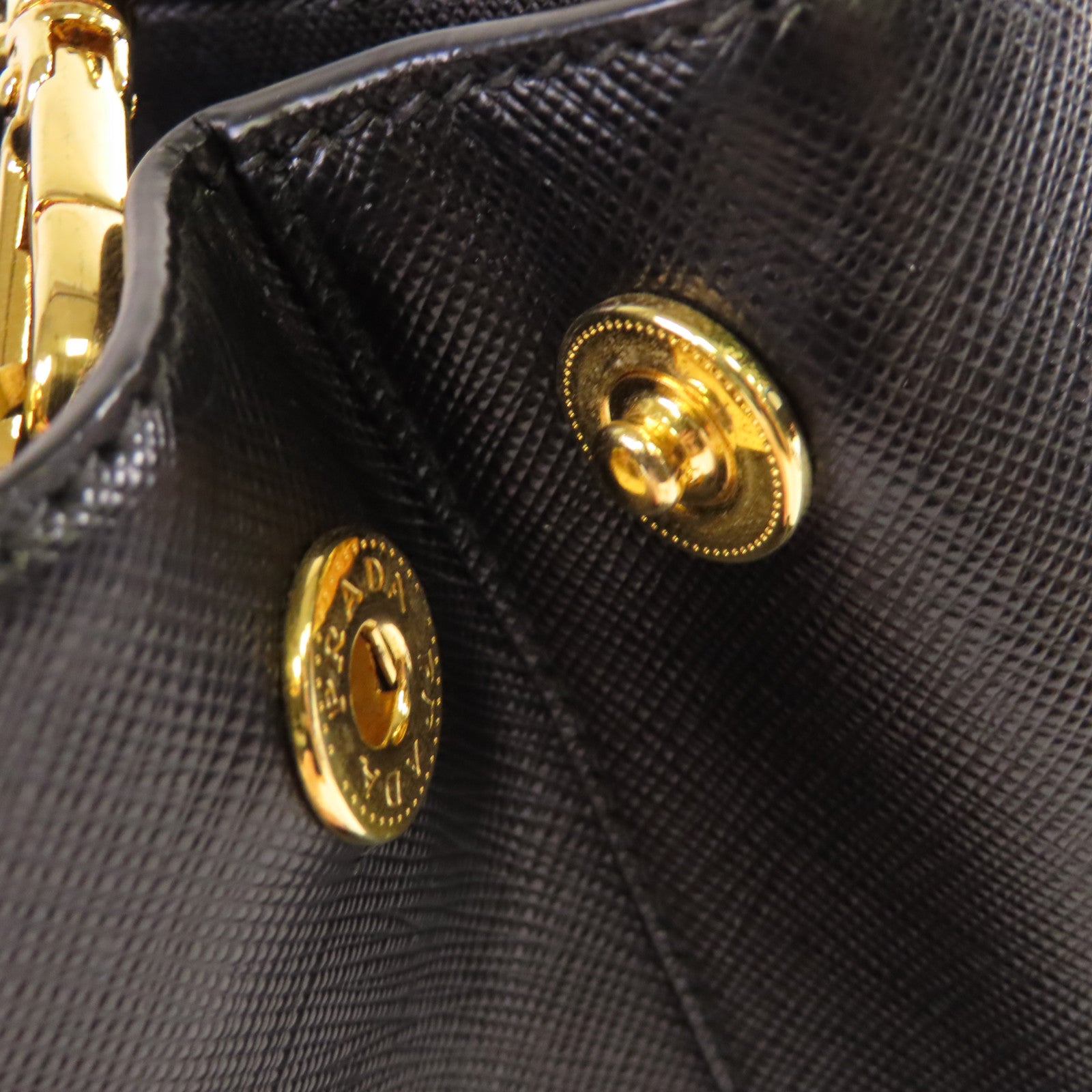PRADA Saffiano Lux皮革Galleria 2Way Shoulder Bag金扣手挽肩背兩用袋黑色