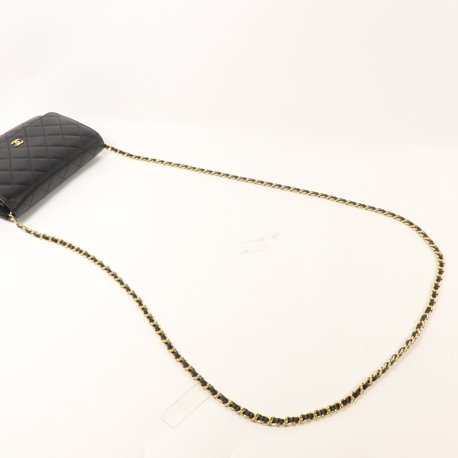 CHANEL 牛皮皮革WOC Wallet On Chain鏈帶肩背袋