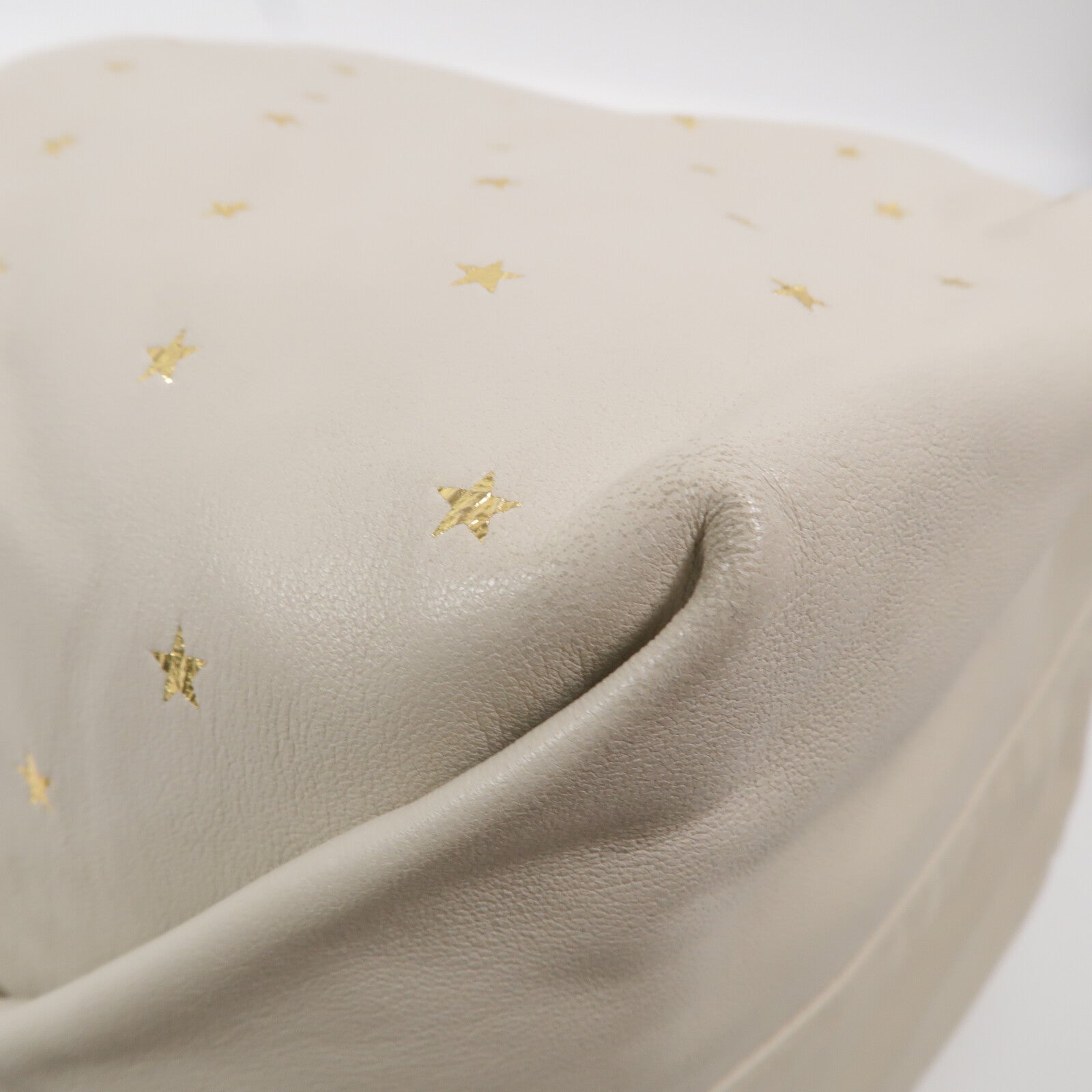 YVES SAINT LAURENT 羊皮皮革Teddy Drawstring Bag鏈帶肩背袋