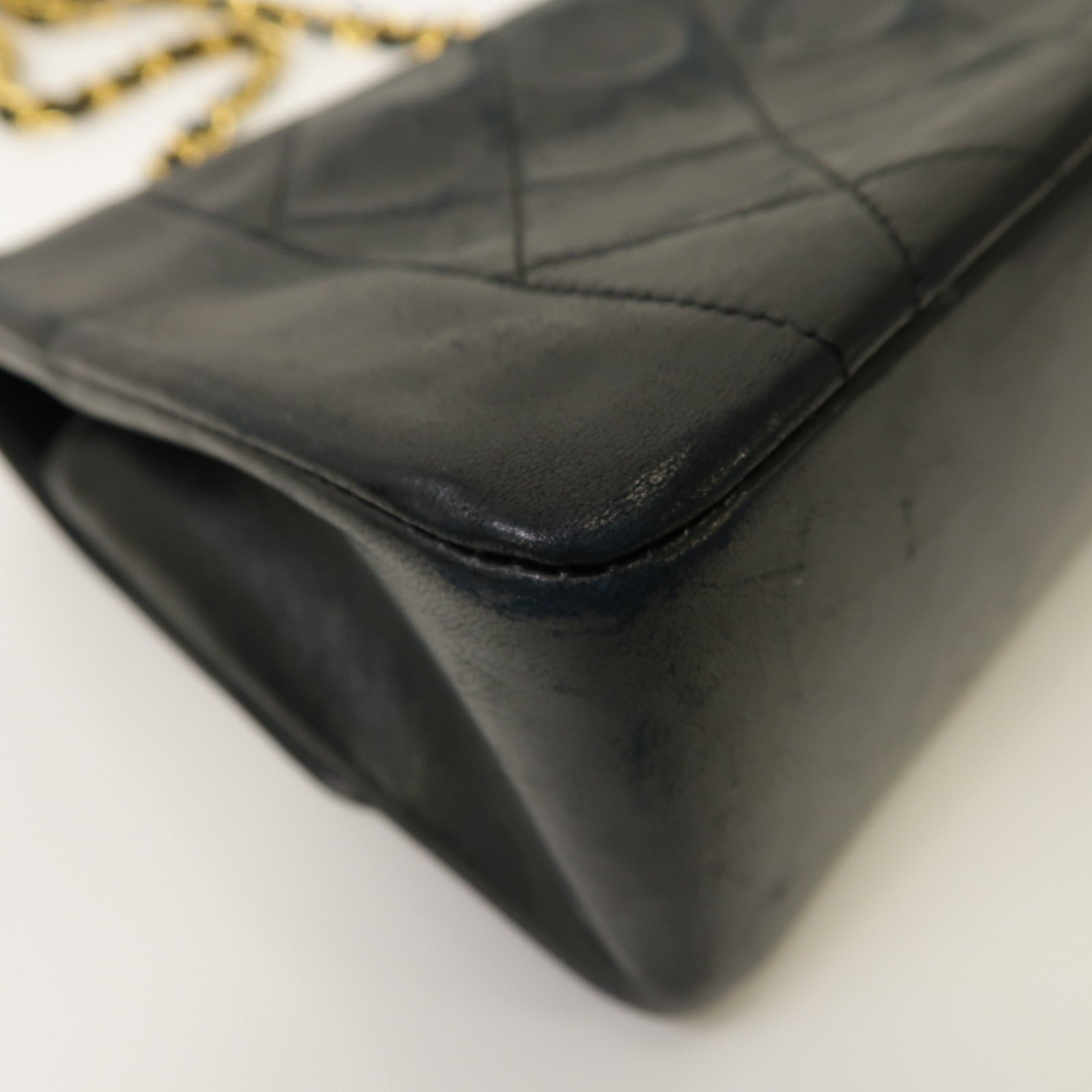 CHANEL 菱格羊皮皮革Vintage Diana Bag金扣鏈帶肩背袋黑色