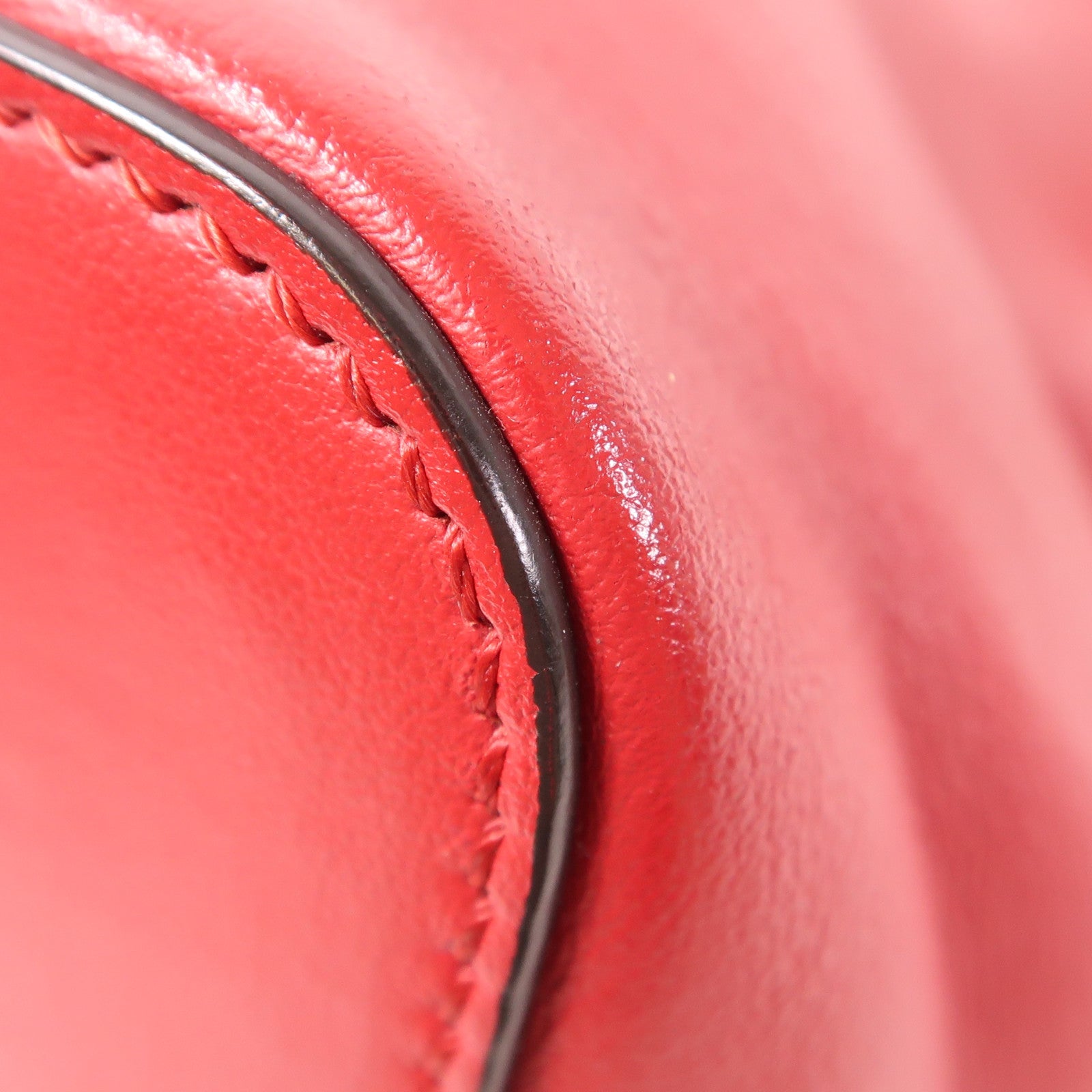 FENDI 牛皮皮革Mon Tresor金扣肩背袋