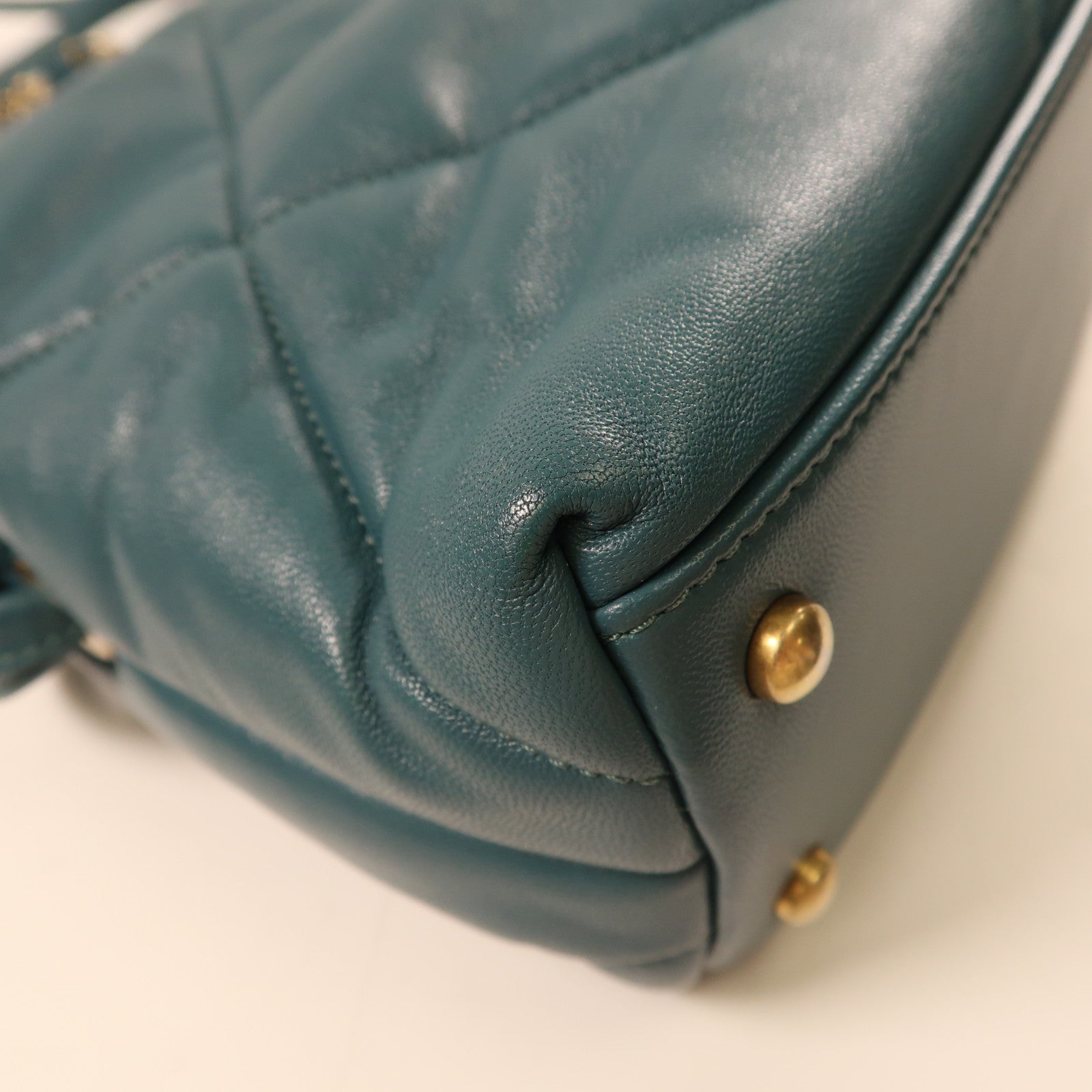 CHANEL 羊皮皮革Shoulder Bag金扣鏈帶肩背袋藍色