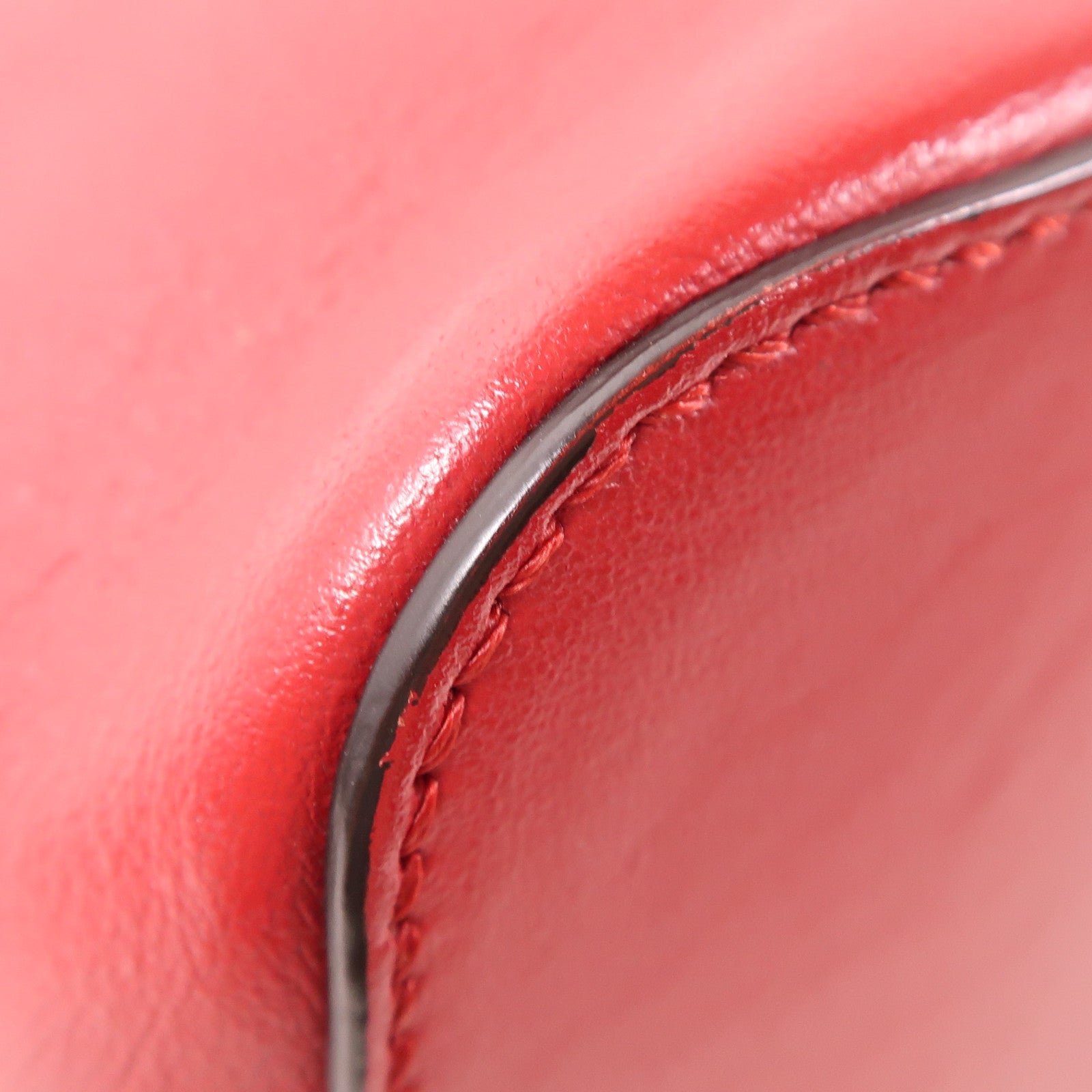 FENDI 牛皮皮革Mon Tresor金扣肩背袋