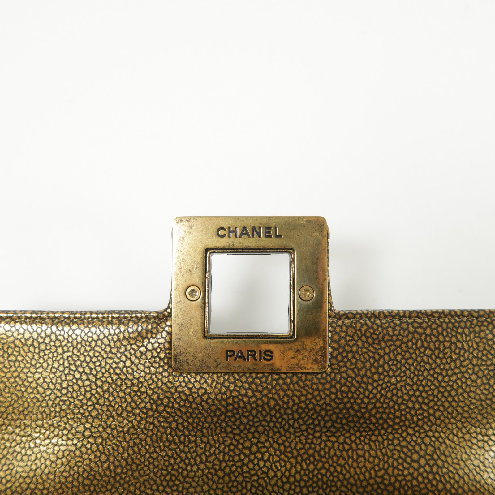 CHANEL 皮革Square Quited Paris Byzance金扣鏈帶肩背袋
