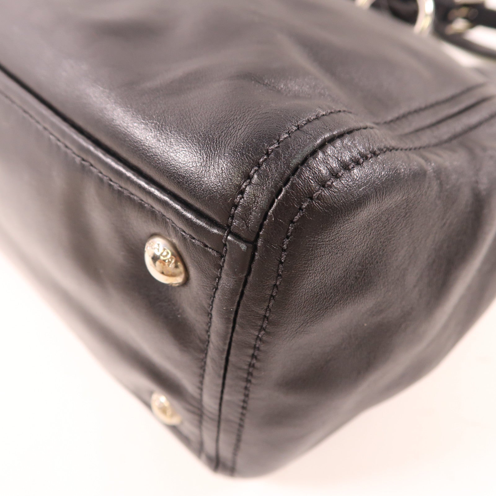 PRADA 牛皮皮革2 Way Shoulder銀扣手挽肩背兩用袋