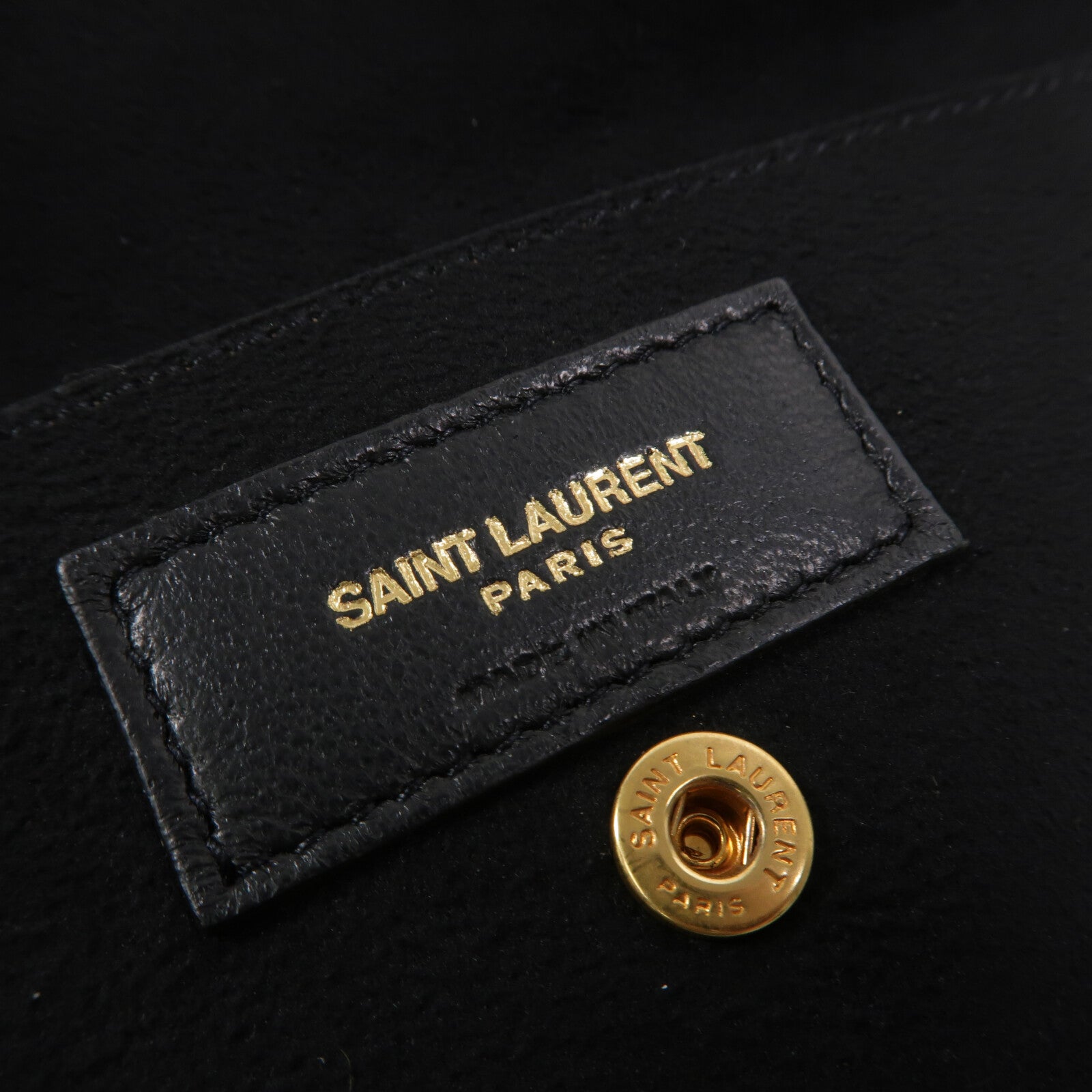 YVES SAINT LAURENT 羊皮皮革Teddy Drawstring Bag鏈帶肩背袋