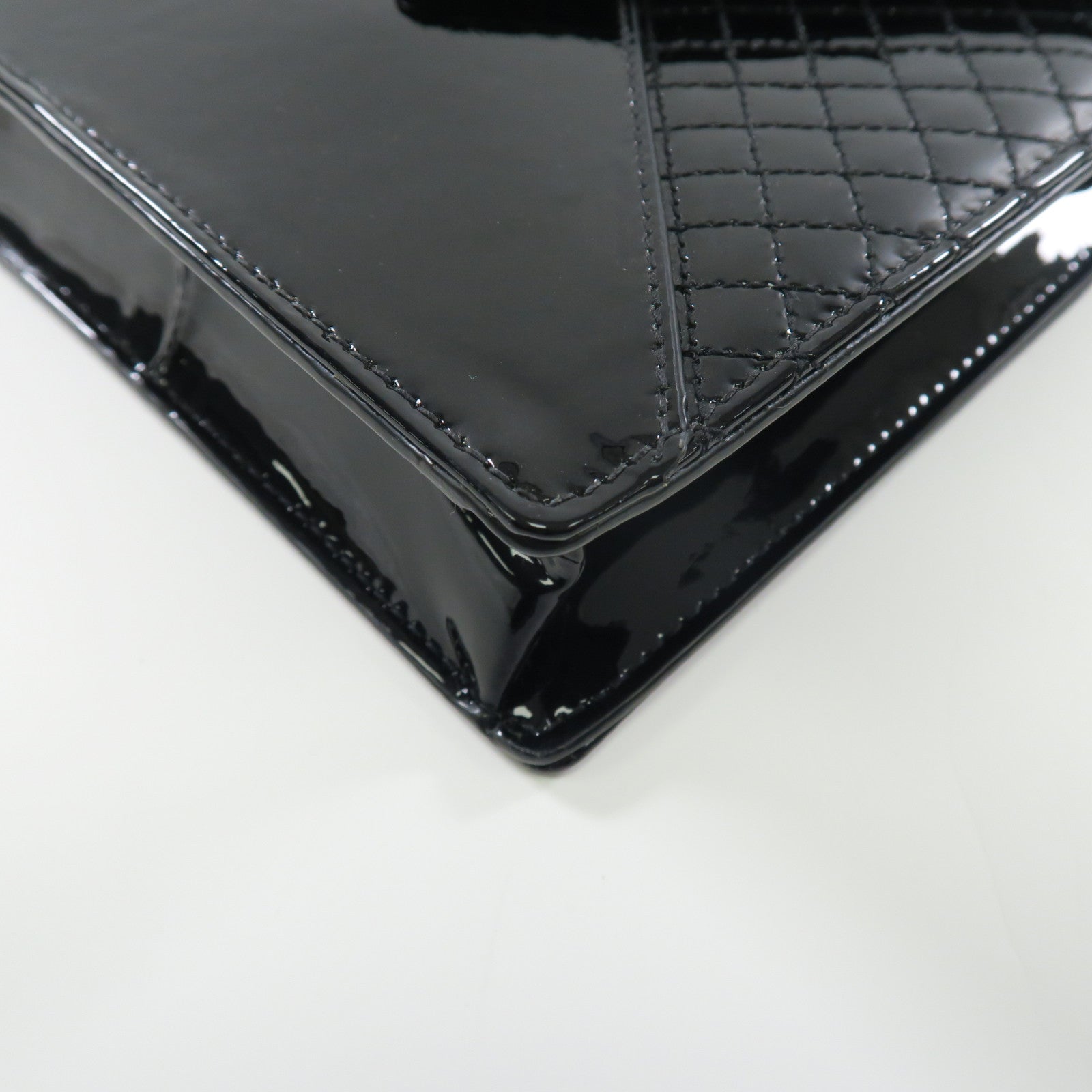 SAINT LAURENT 漆皮皮革Chain Shoulder Bag金扣鏈帶肩背袋黑色