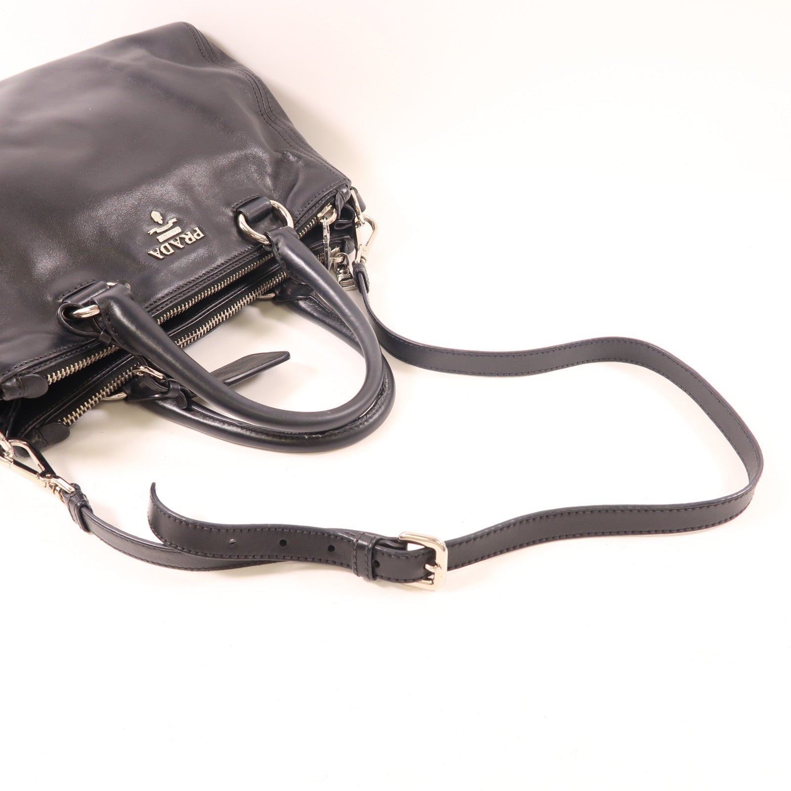 PRADA 牛皮皮革2 Way Shoulder銀扣手挽肩背兩用袋