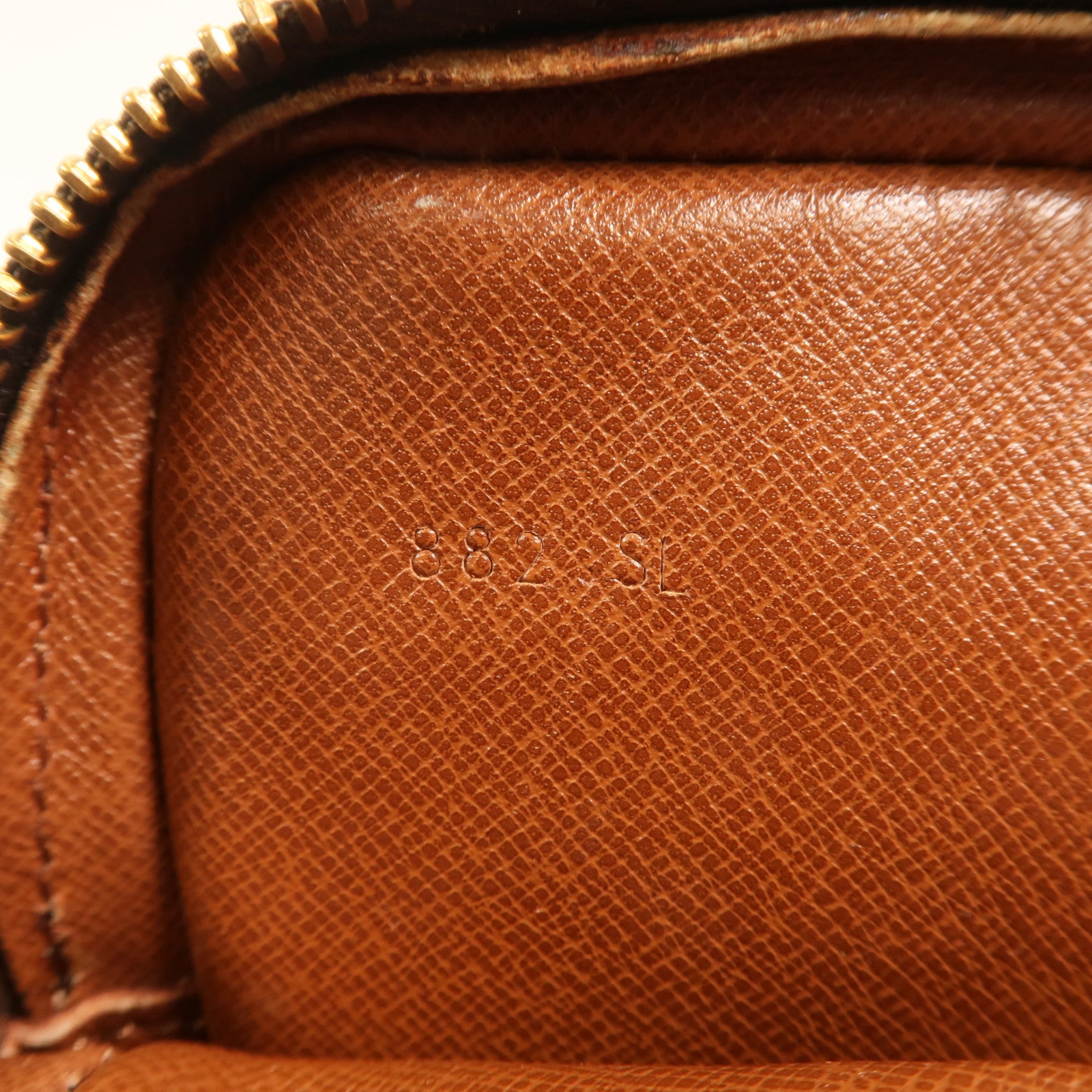 LOUIS VUITTON Monogram Danube Mini Bag金扣肩背袋