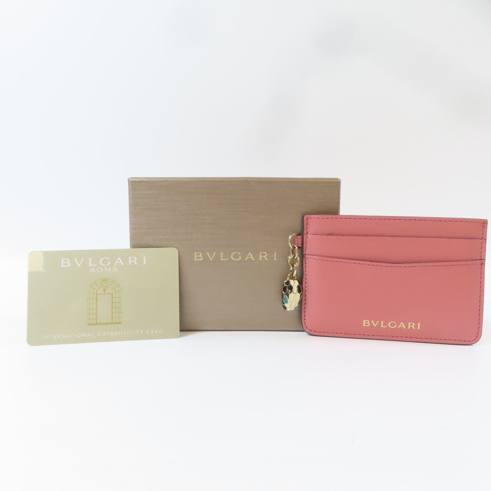 BVLGARI 牛皮皮革Serpenti Forever金扣卡片套粉紅色