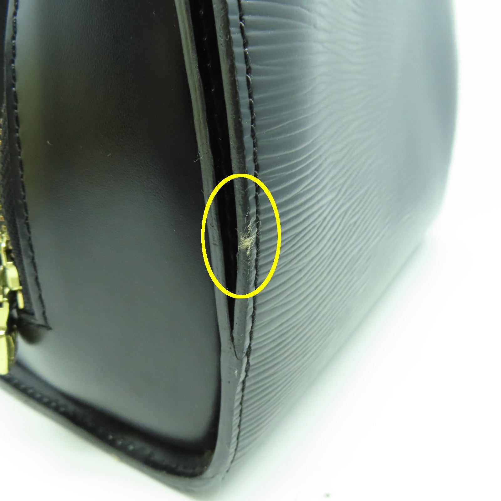 LOUIS VUITTON Epi Pont Neuf金扣手挽袋黑色