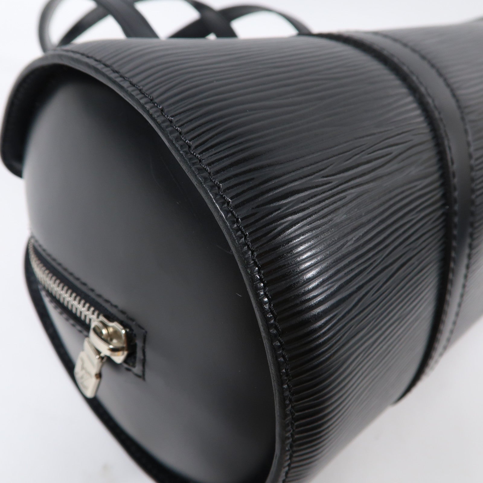 LOUIS VUITTON Epi Soufflot銀扣手挽袋黑色