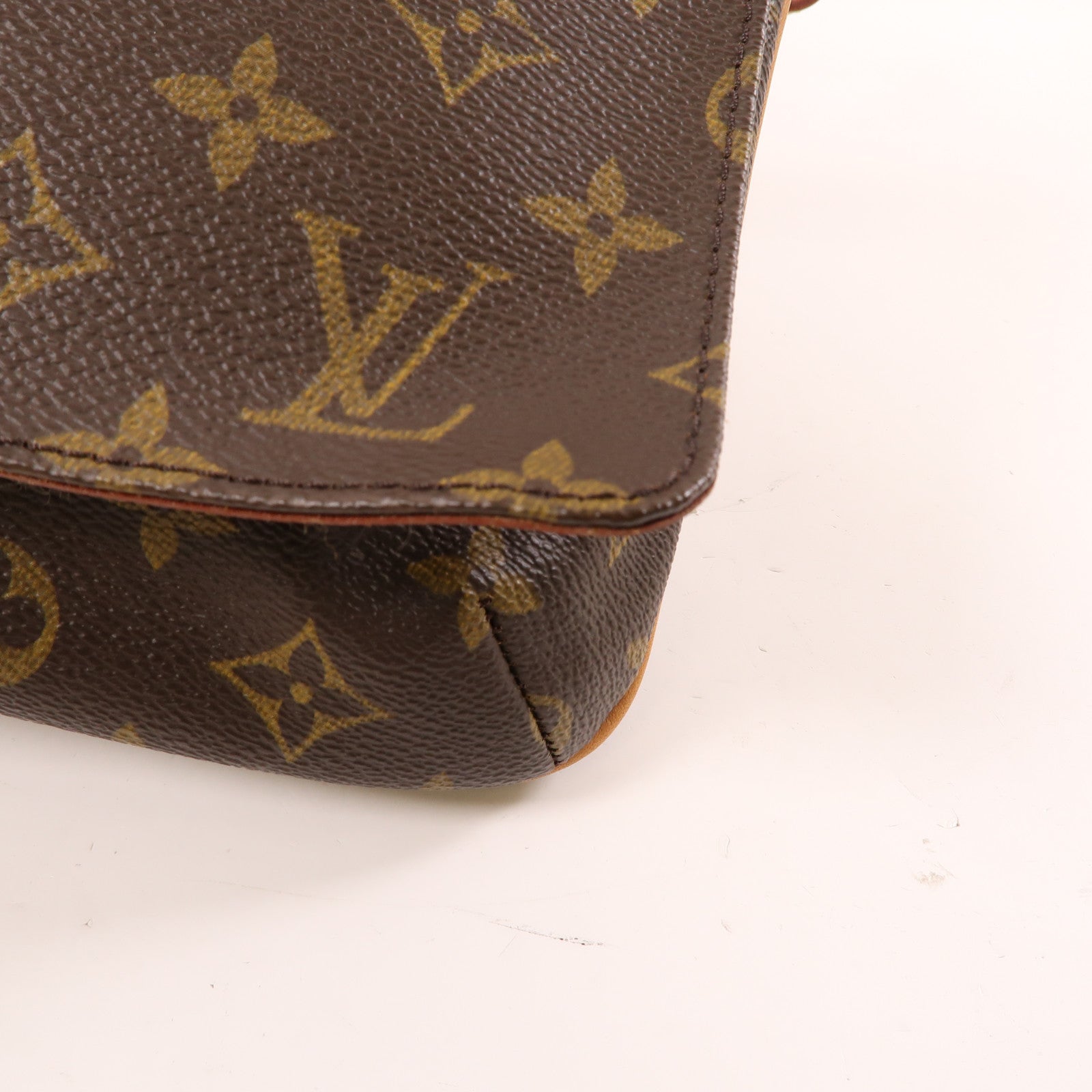 LOUIS VUITTON Monogram Musette Tango金扣肩背袋棕色