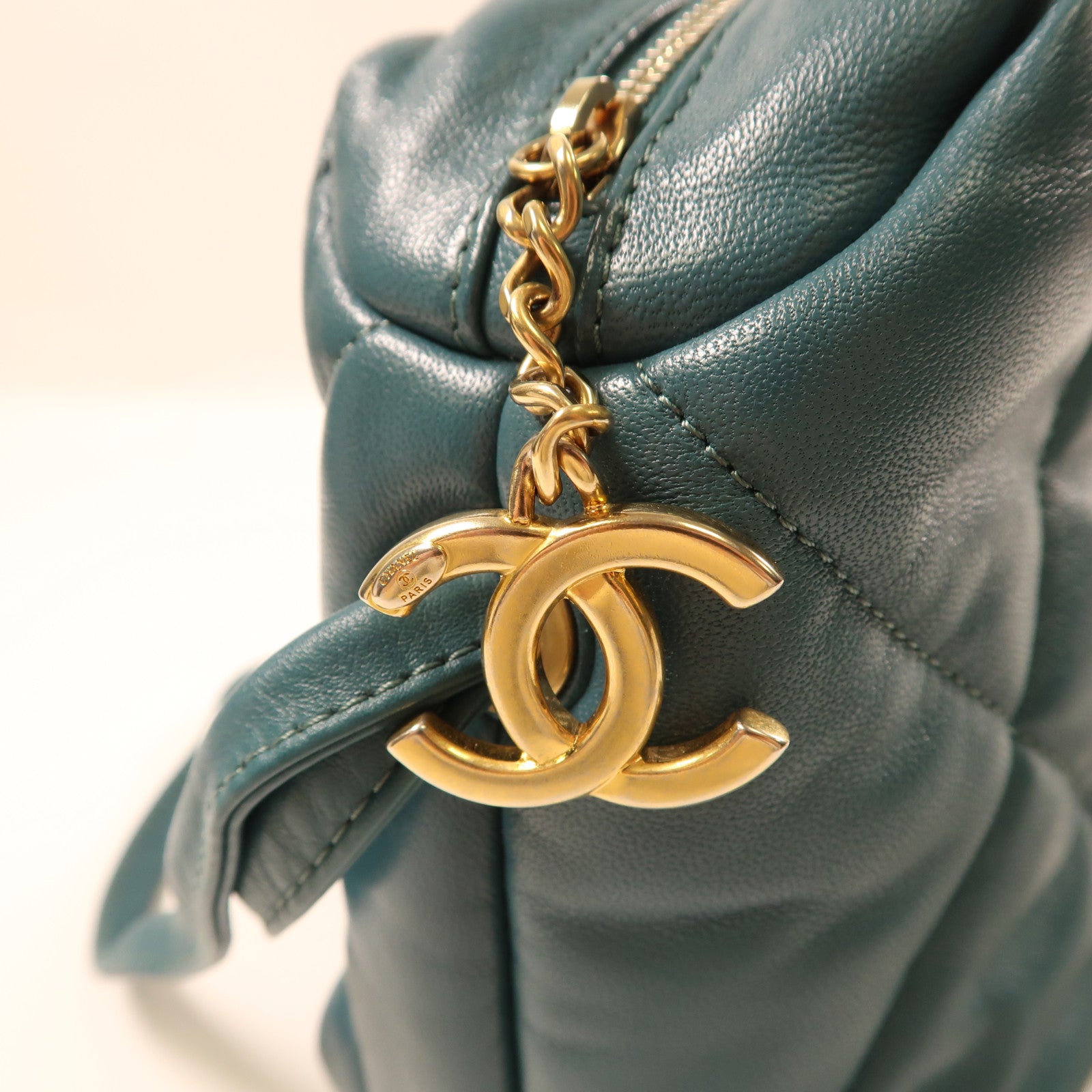 CHANEL 羊皮皮革Shoulder Bag金扣鏈帶肩背袋藍色