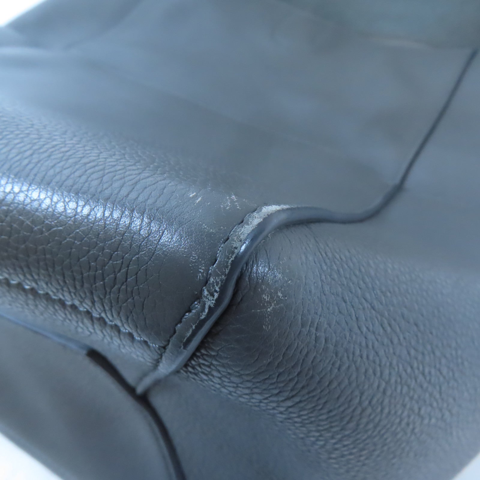 CELINE 牛皮皮革Shoulder Bag金扣肩背袋灰色
