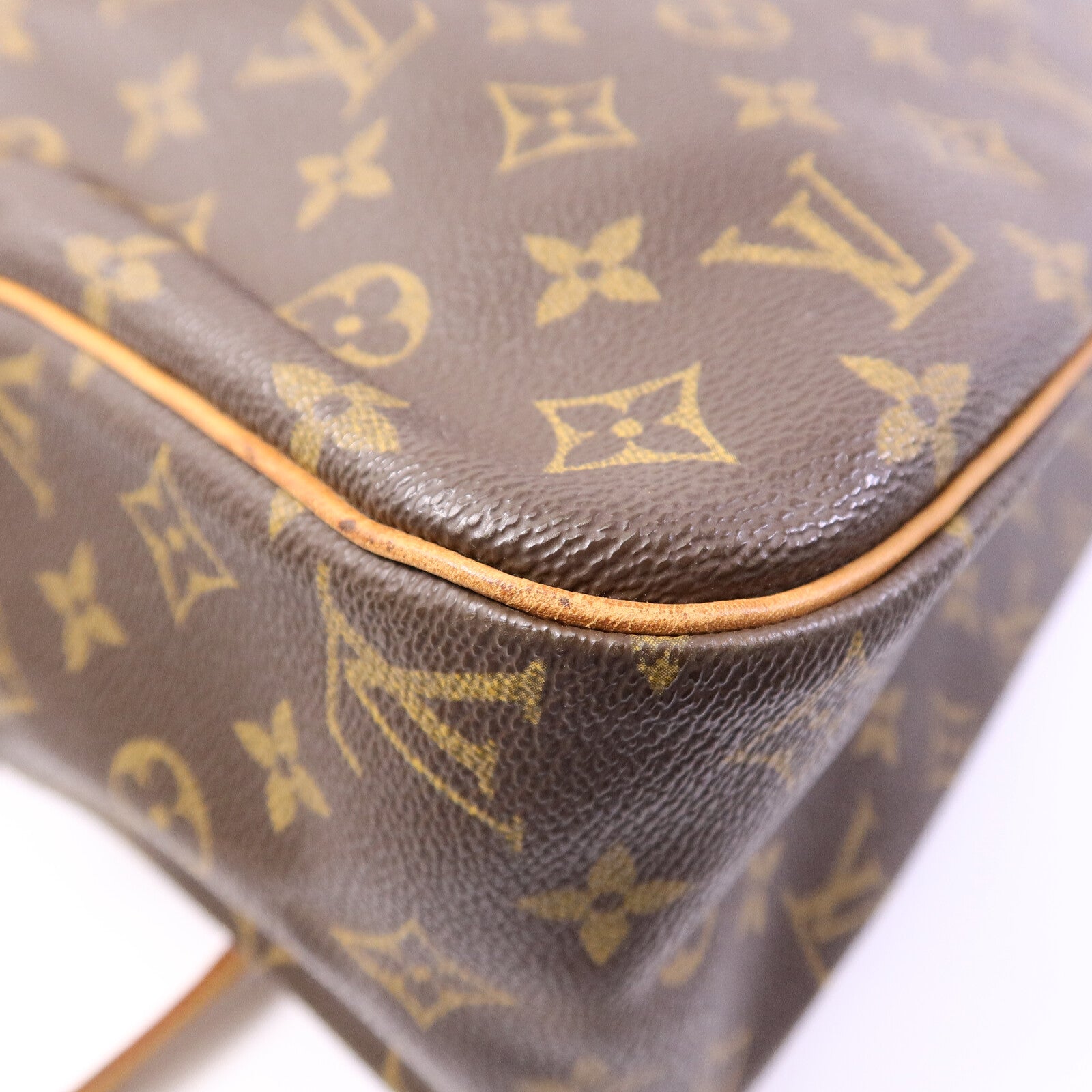 LOUIS VUITTON Monogram Cite GM金扣肩背袋棕色