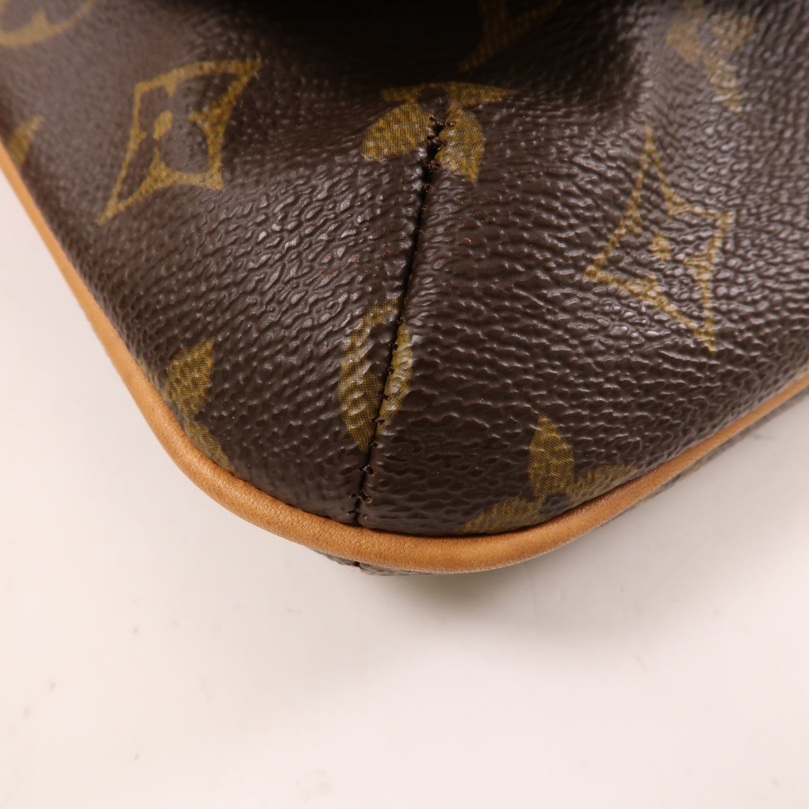 LOUIS VUITTON Monogram Musette Tango金扣肩背袋棕色