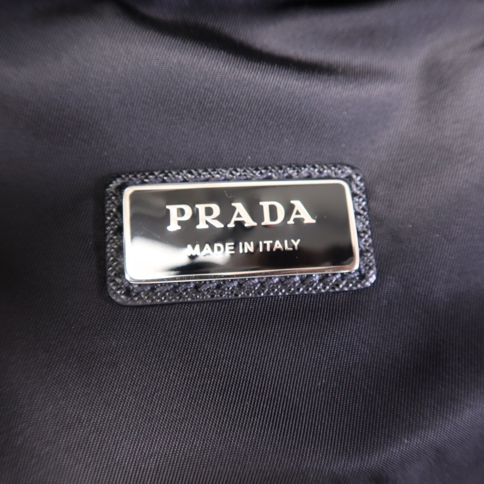 PRADA 尼龍Re-Nylon BackPack銀扣背包