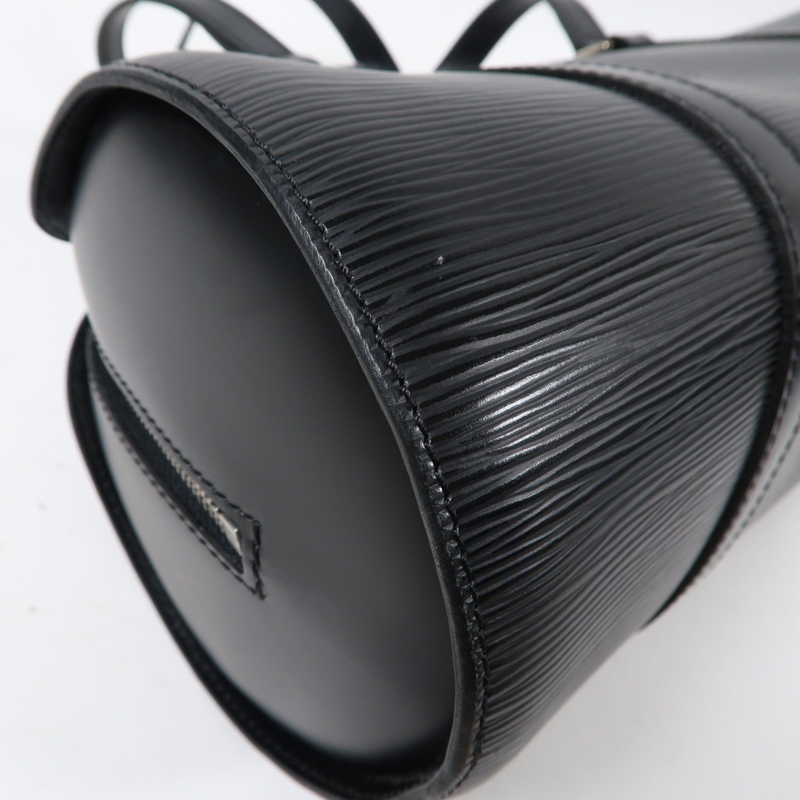 LOUIS VUITTON Epi Soufflot銀扣手挽袋黑色