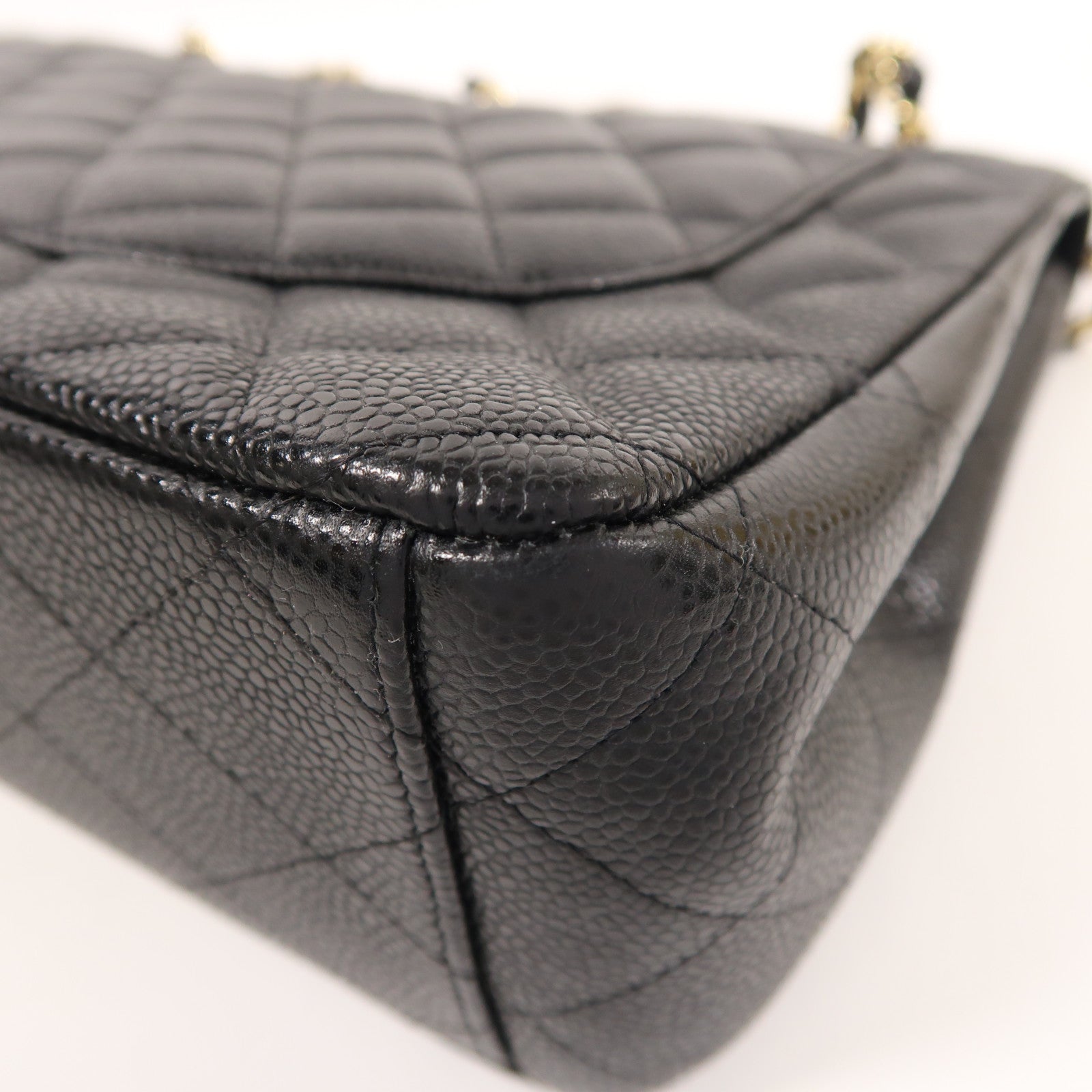 CHANEL 牛皮皮革Maxi Classic金扣鏈帶肩背袋