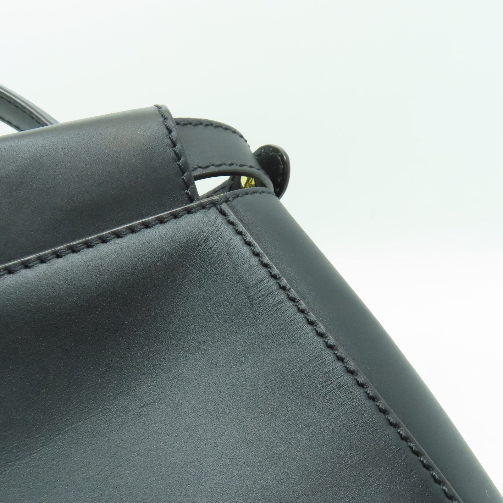 FENDI 牛皮皮革Peekaboo金扣手挽肩背兩用袋黑色