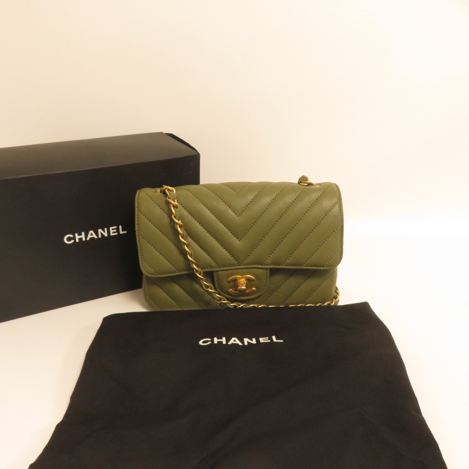 CHANEL 【激減優惠】牛皮皮革Classic 20cm金扣鏈帶肩背袋綠色