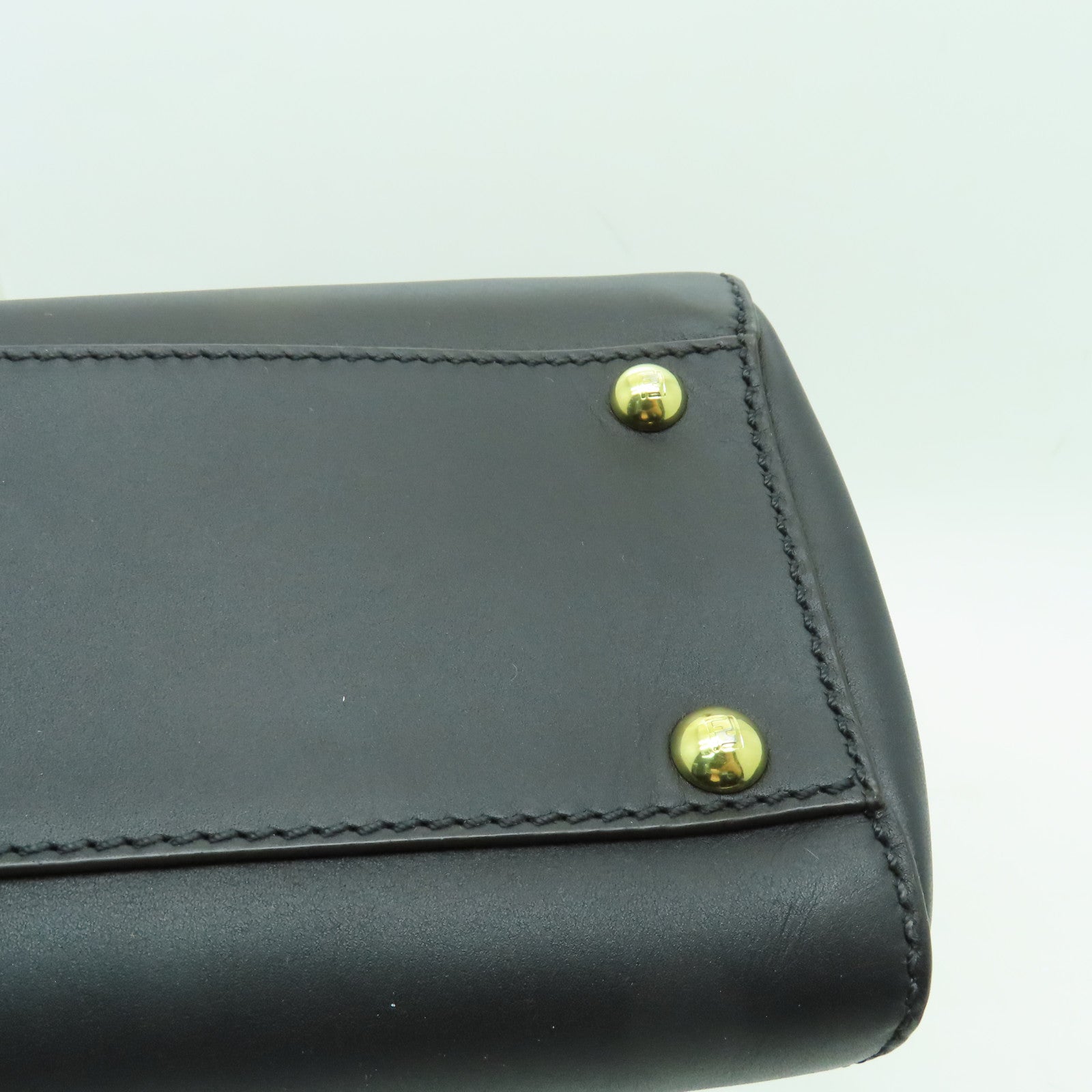 FENDI 牛皮皮革Peekaboo金扣手挽肩背兩用袋黑色