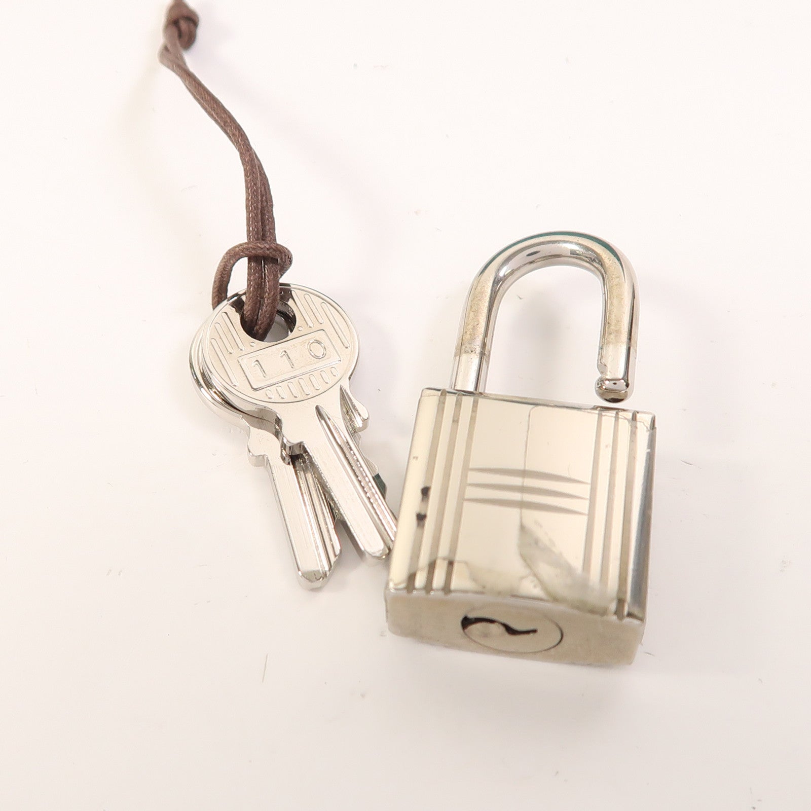 HERMES Clemence皮革Picotin MM銀扣手挽袋Bleu Paon