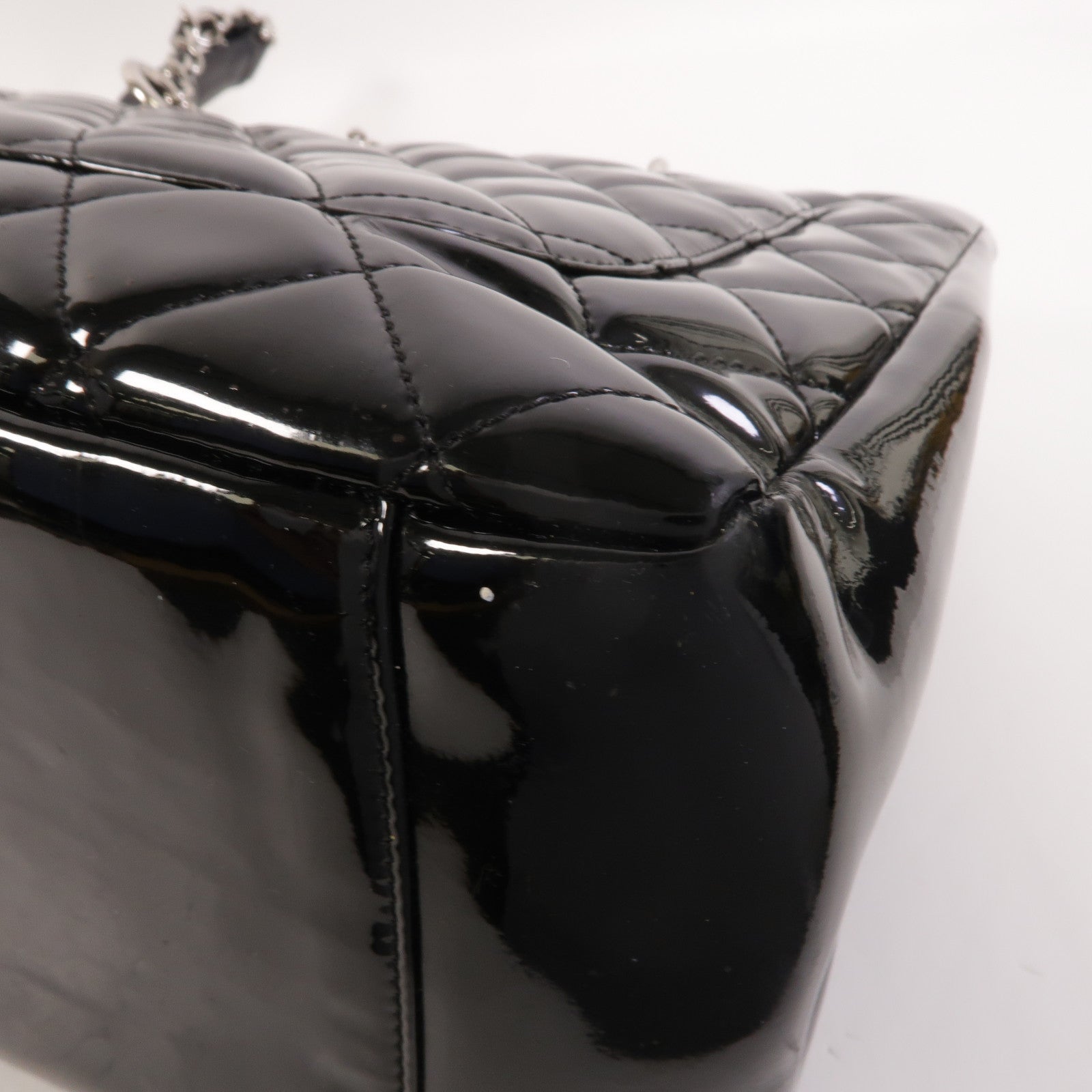 CHANEL 漆皮皮革GST Grand Shopping Tote Bag鏈帶肩背袋
