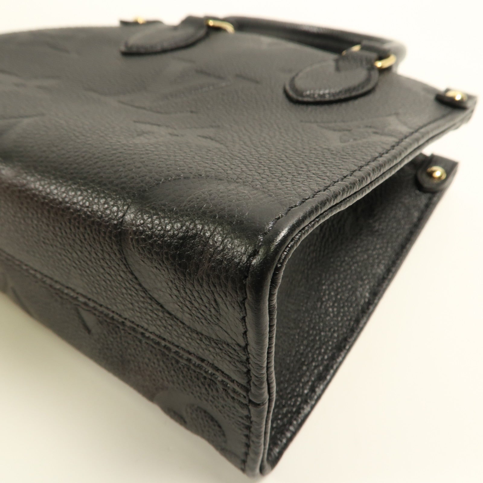 LOUIS VUITTON Monogram Empreinte On The Go BB金扣手挽肩背兩用袋黑色