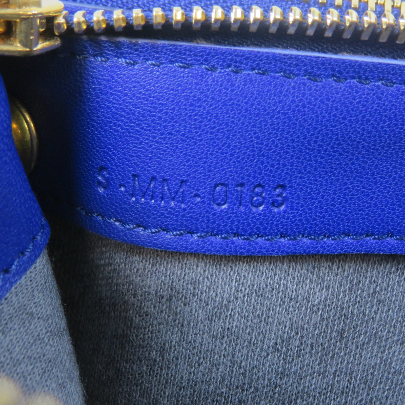 CELINE 【激減優惠】牛皮皮革Trio金扣肩背袋藍色