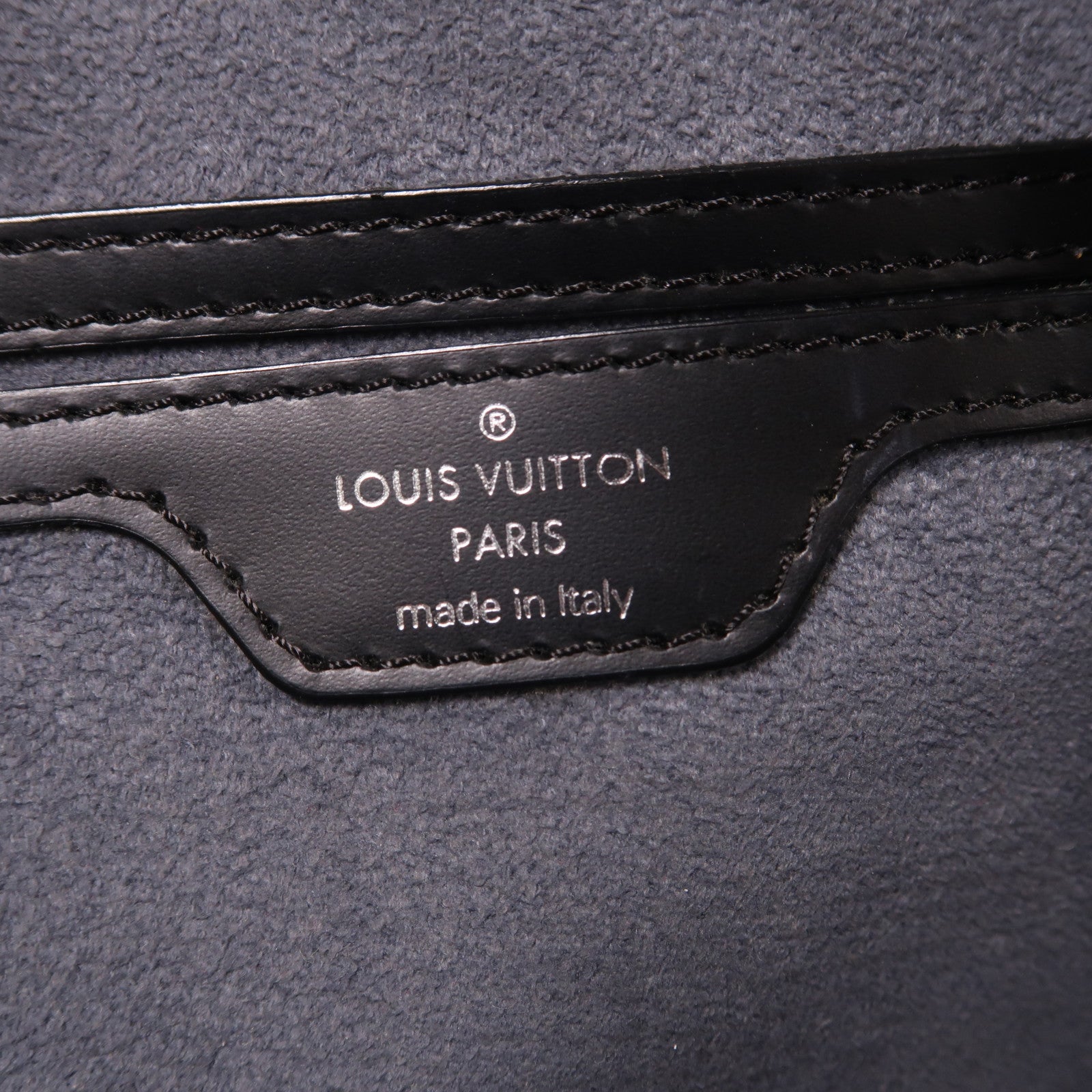 LOUIS VUITTON Epi Soufflot銀扣手挽袋黑色