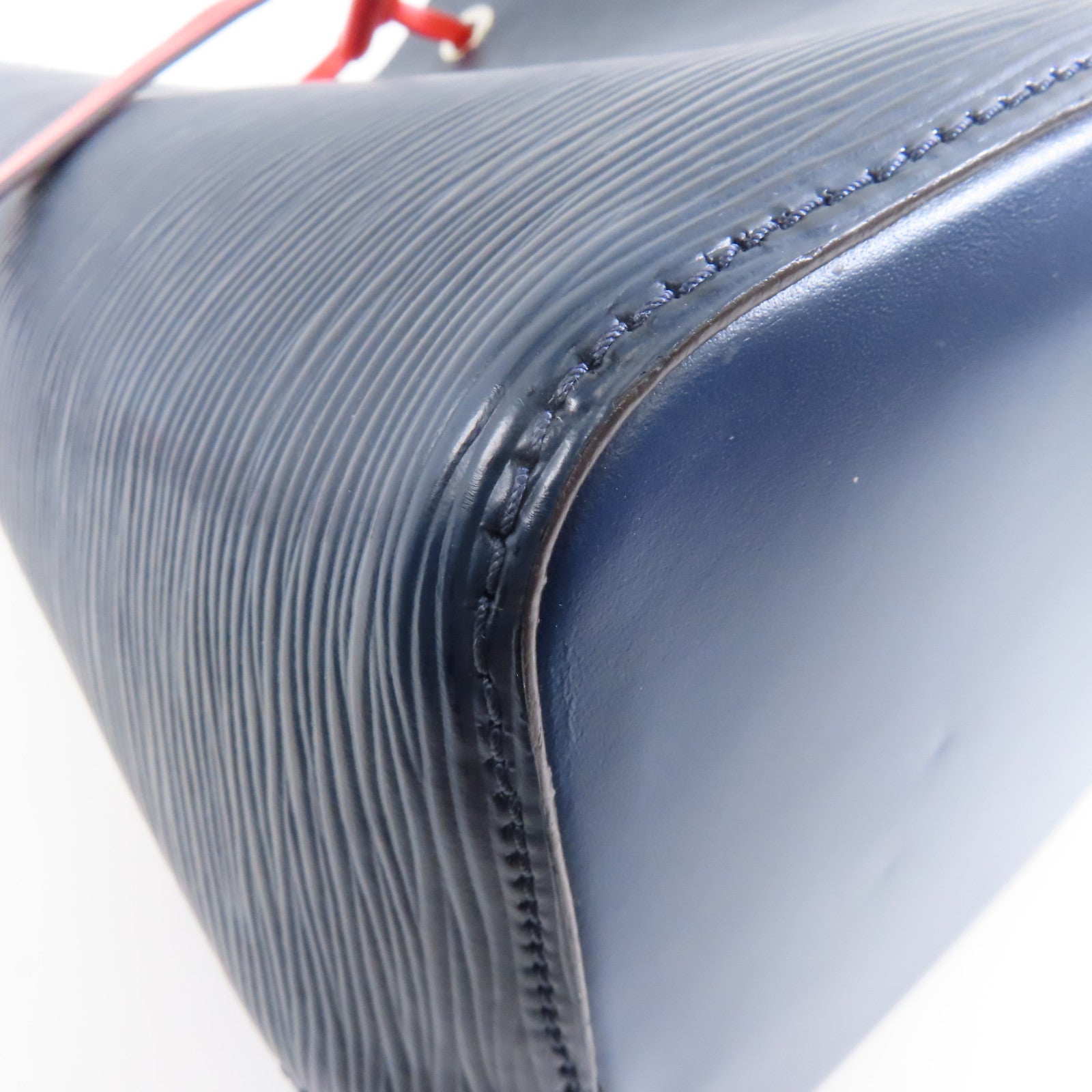 LOUIS VUITTON 【激減優惠】Epi Neo Noe銀扣手挽肩背兩用袋深藍色/紅色